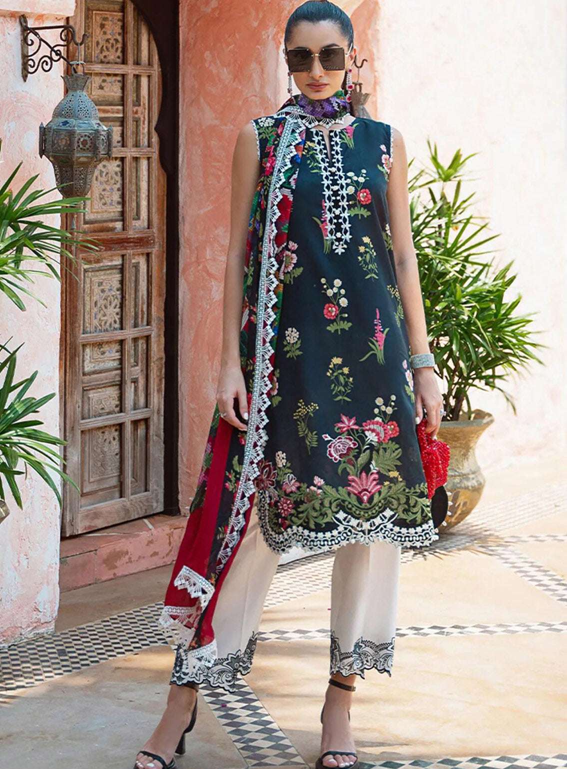 Saira Rizwan Embroidered Lawn Suits Unstitched 3 Piece - SR24L 08 CECIL Saira Rizwan Embroidered Lawn Suits Unstitched 3 Piece - SR24L 08 CECIL