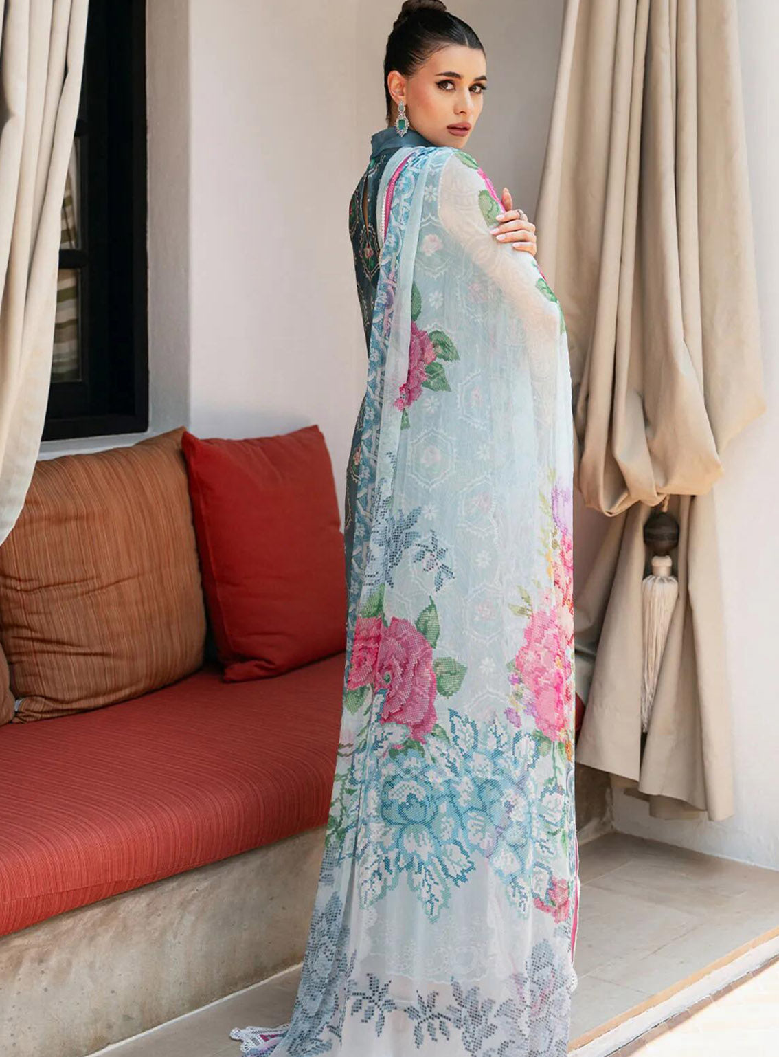 Saira Rizwan Embroidered Lawn Suits Unstitched 3 Piece - SR24L 09 AMAL Saira Rizwan Embroidered Lawn Suits Unstitched 3 Piece - SR24L 09 AMAL