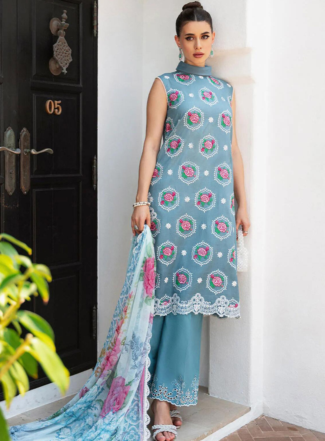 Saira Rizwan Embroidered Lawn Suits Unstitched 3 Piece - SR24L 09 AMAL Saira Rizwan Embroidered Lawn Suits Unstitched 3 Piece - SR24L 09 AMAL