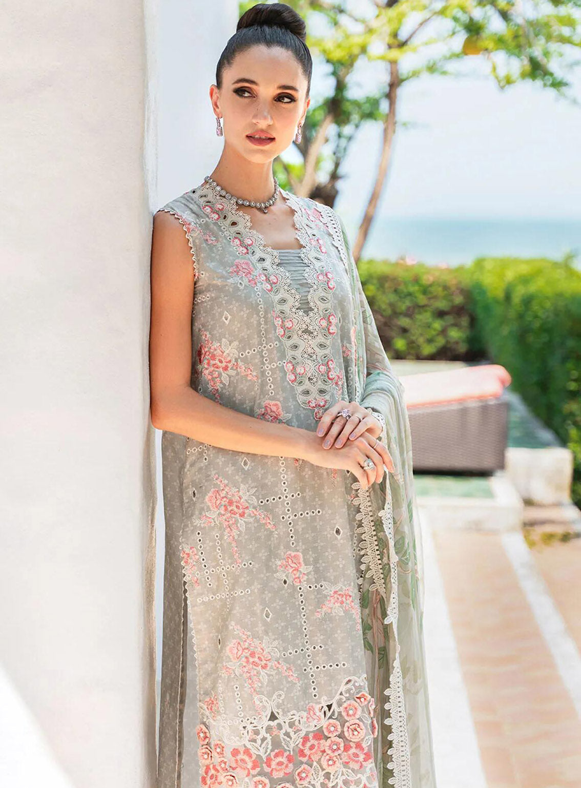 Saira Rizwan Embroidered Lawn Suits Unstitched 3 Piece - SR24L 11 LUNA Saira Rizwan Embroidered Lawn Suits Unstitched 3 Piece - SR24L 11 LUNA