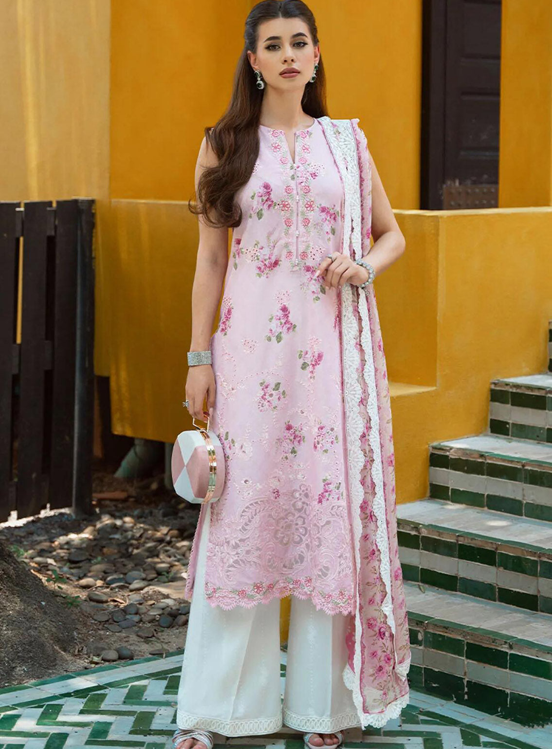 Saira Rizwan Embroidered Lawn Suits Unstitched 3 Piece - SR24L 12 NADIN Saira Rizwan Embroidered Lawn Suits Unstitched 3 Piece - SR24L 12 NADIN
