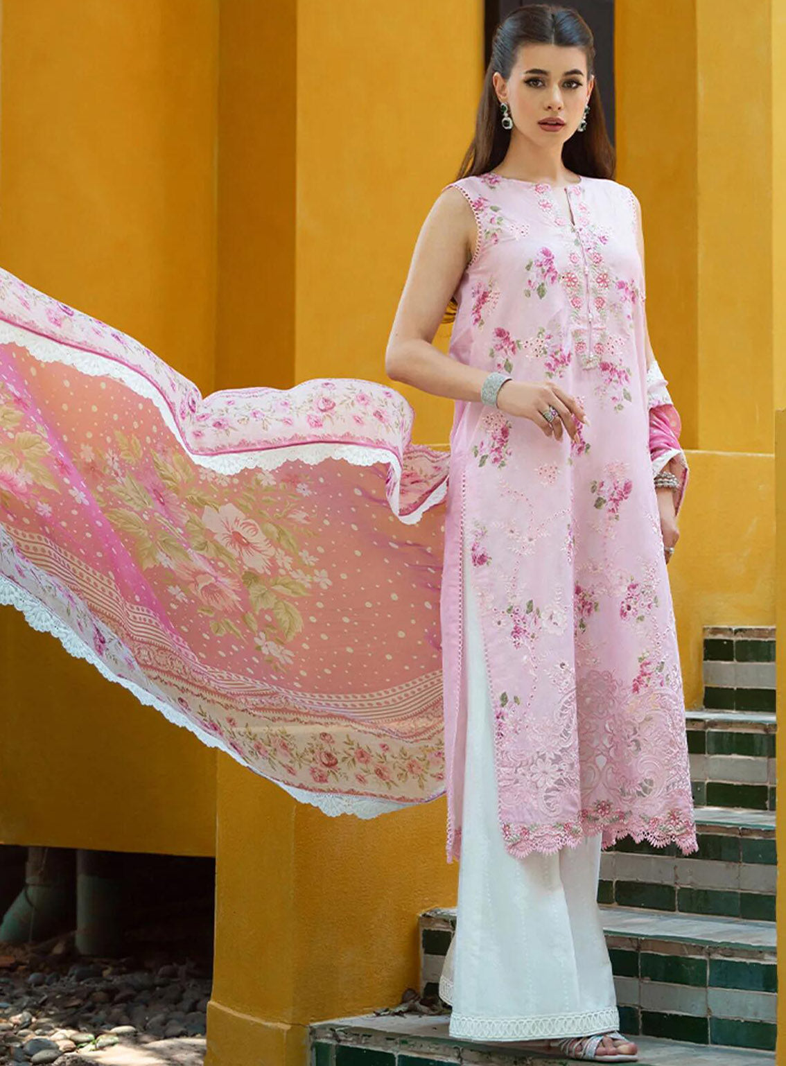 Saira Rizwan Embroidered Lawn Suits Unstitched 3 Piece - SR24L 12 NADIN Saira Rizwan Embroidered Lawn Suits Unstitched 3 Piece - SR24L 12 NADIN