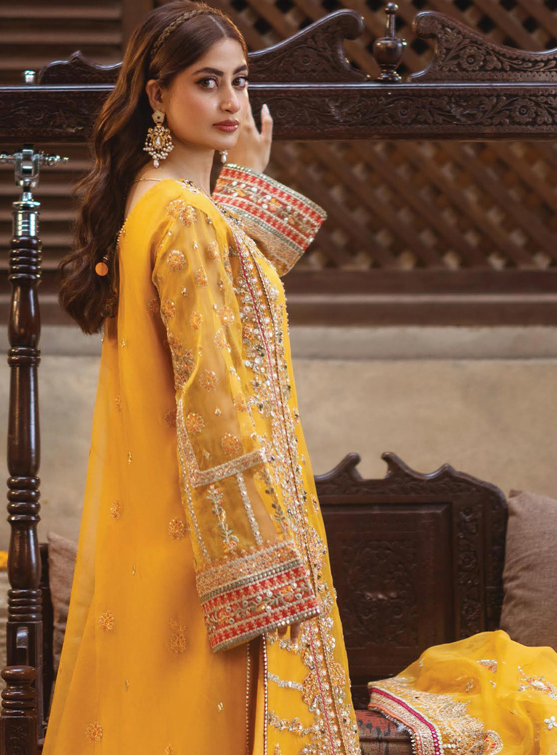Sajal by Serene Embroidered Organza Suits Unstitched 3 Piece - SR24SB SB-28 MAHPARA Sajal by Serene Embroidered Organza Suits Unstitched 3 Piece - SR24SB SB-28 MAHPARA