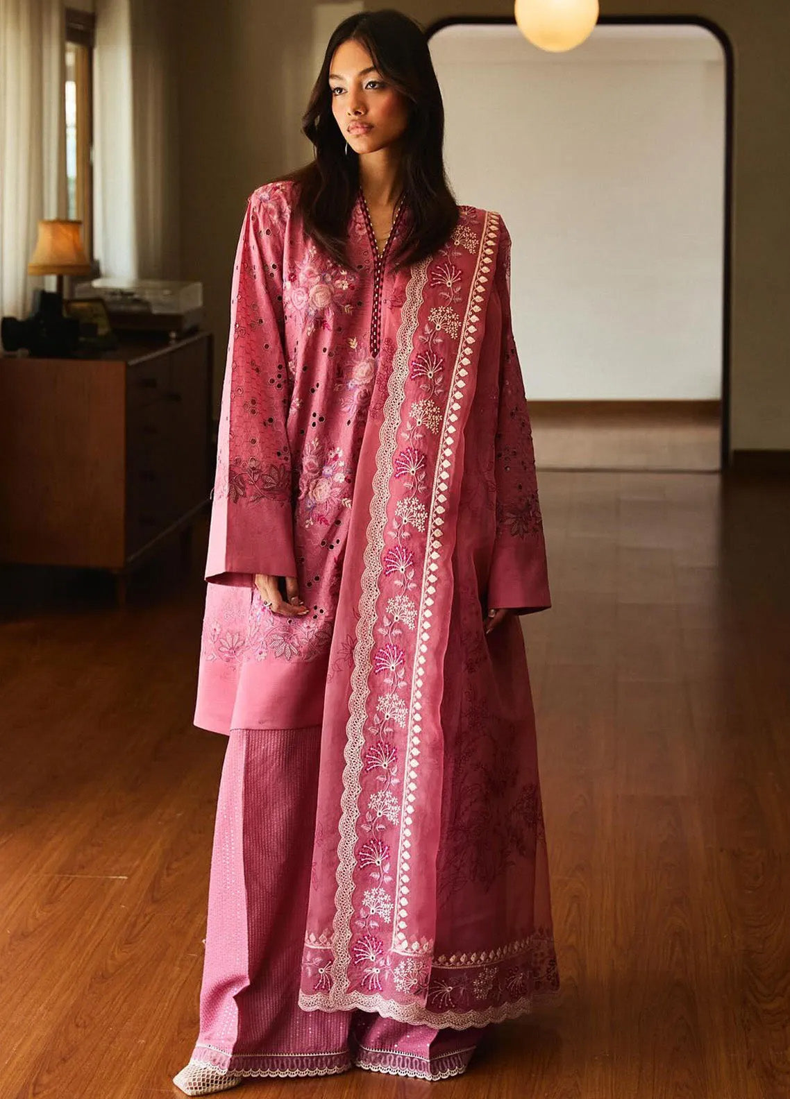 Satori by Zara Shahjahan Embroidered Lawn Suits Unstitched 3 Piece - ZS25LL 10B KAIRO Satori by Zara Shahjahan Embroidered Lawn Suits Unstitched 3 Piece - ZS25LL 10B KAIRO