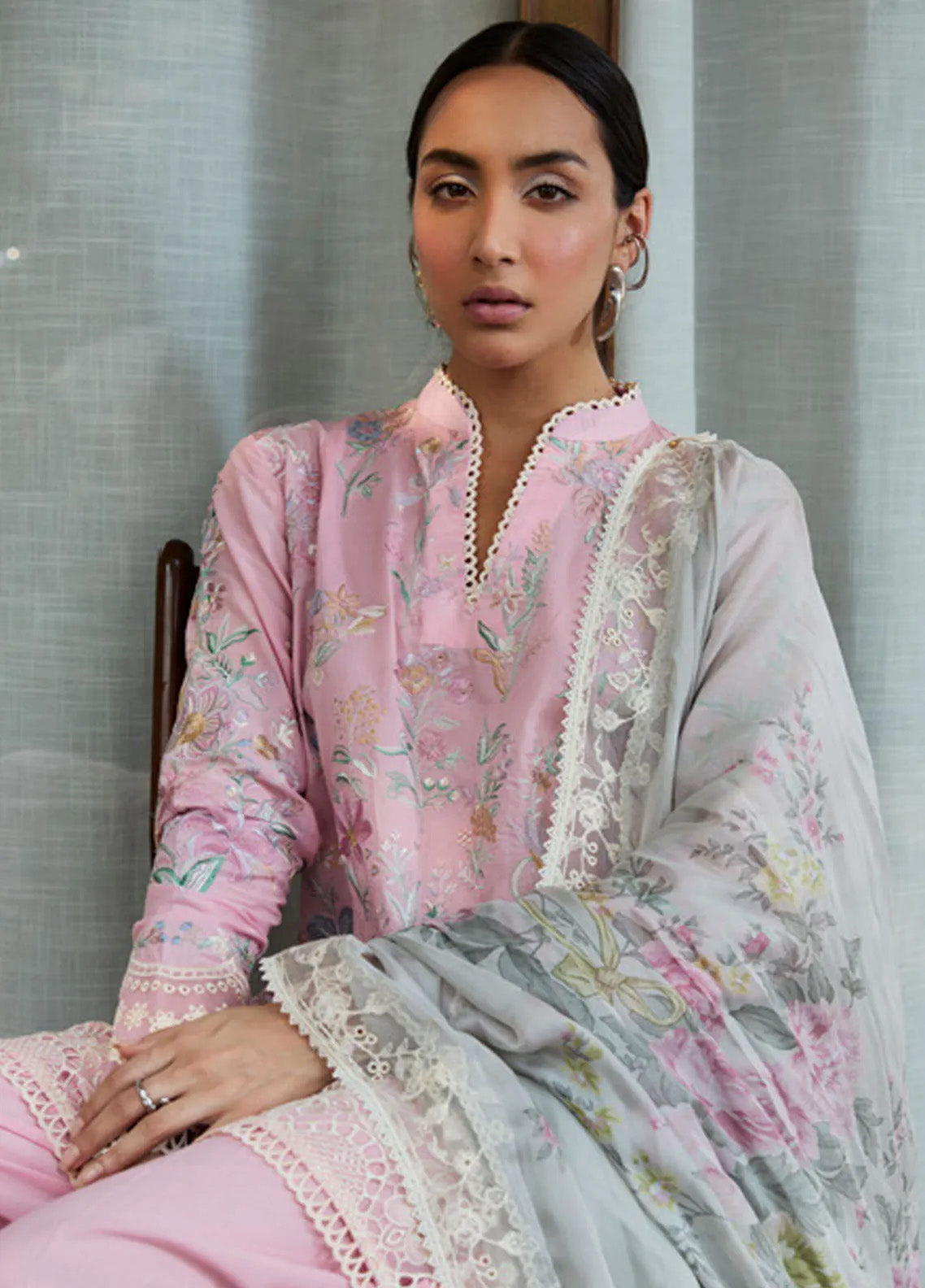 Satori by Zara Shahjahan Embroidered Lawn Suits Unstitched 3 Piece - ZS25LL 2A NOZOMI Satori by Zara Shahjahan Embroidered Lawn Suits Unstitched 3 Piece - ZS25LL 2A NOZOMI