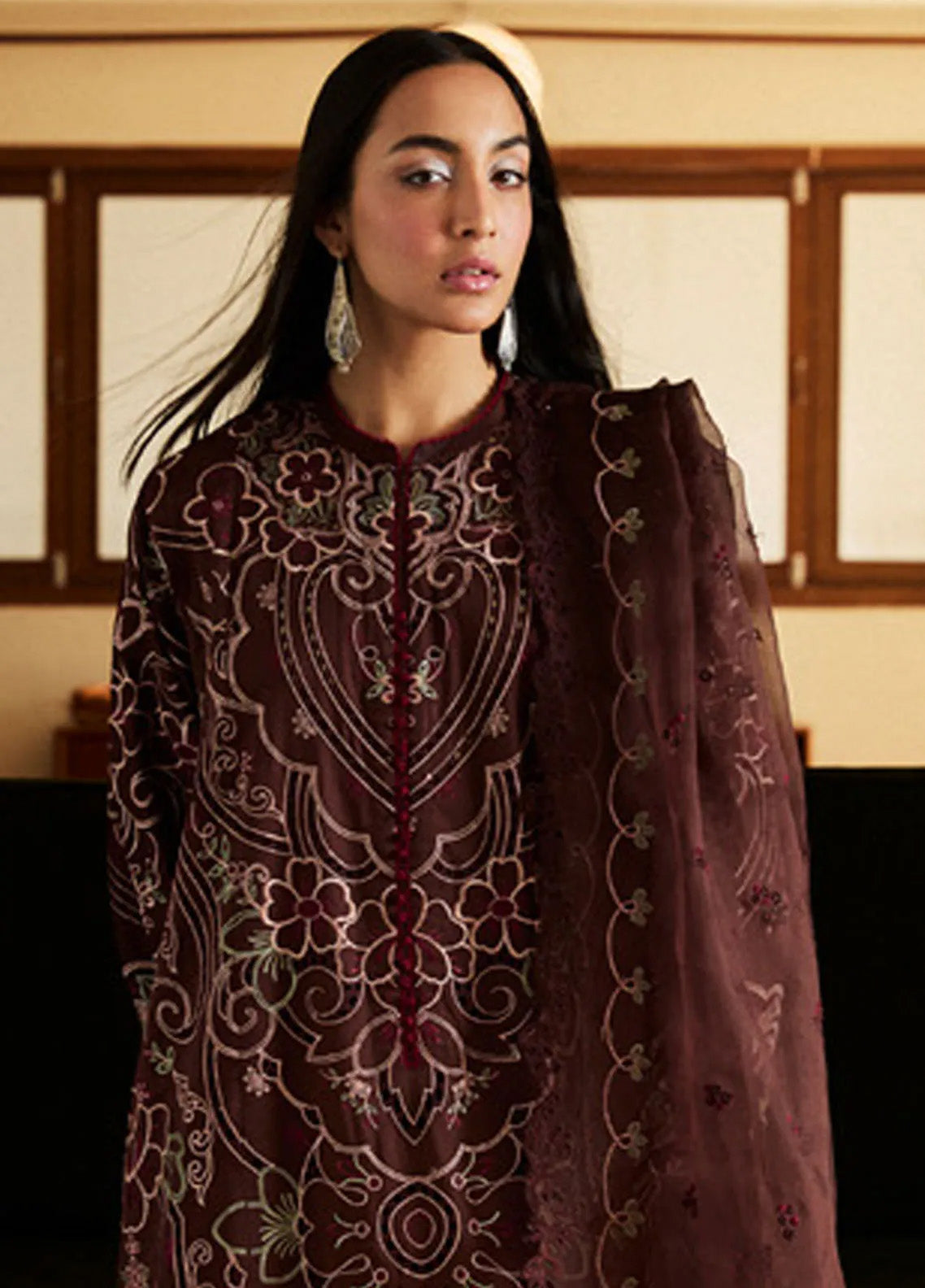 Satori by Zara Shahjahan Embroidered Lawn Suits Unstitched 3 Piece - ZS25LL 4B SHIZUMI Satori by Zara Shahjahan Embroidered Lawn Suits Unstitched 3 Piece - ZS25LL 4B SHIZUMI