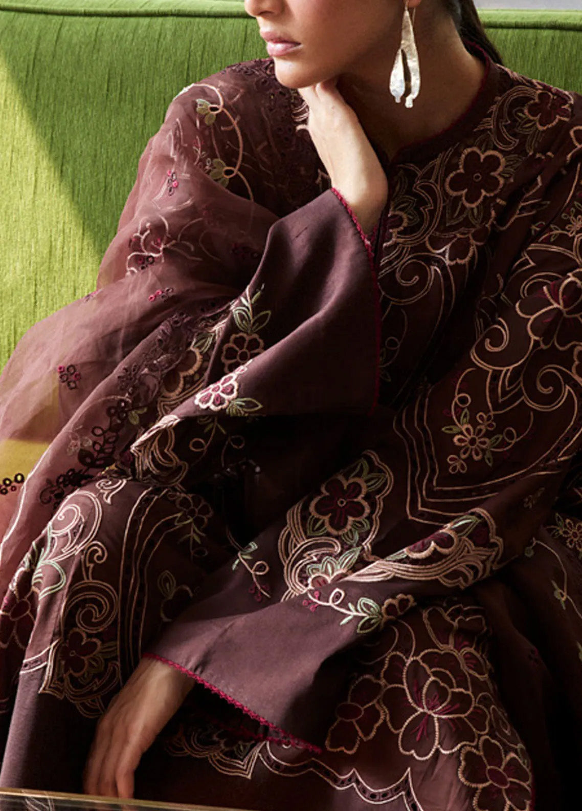 Satori by Zara Shahjahan Embroidered Lawn Suits Unstitched 3 Piece - ZS25LL 4B SHIZUMI Satori by Zara Shahjahan Embroidered Lawn Suits Unstitched 3 Piece - ZS25LL 4B SHIZUMI