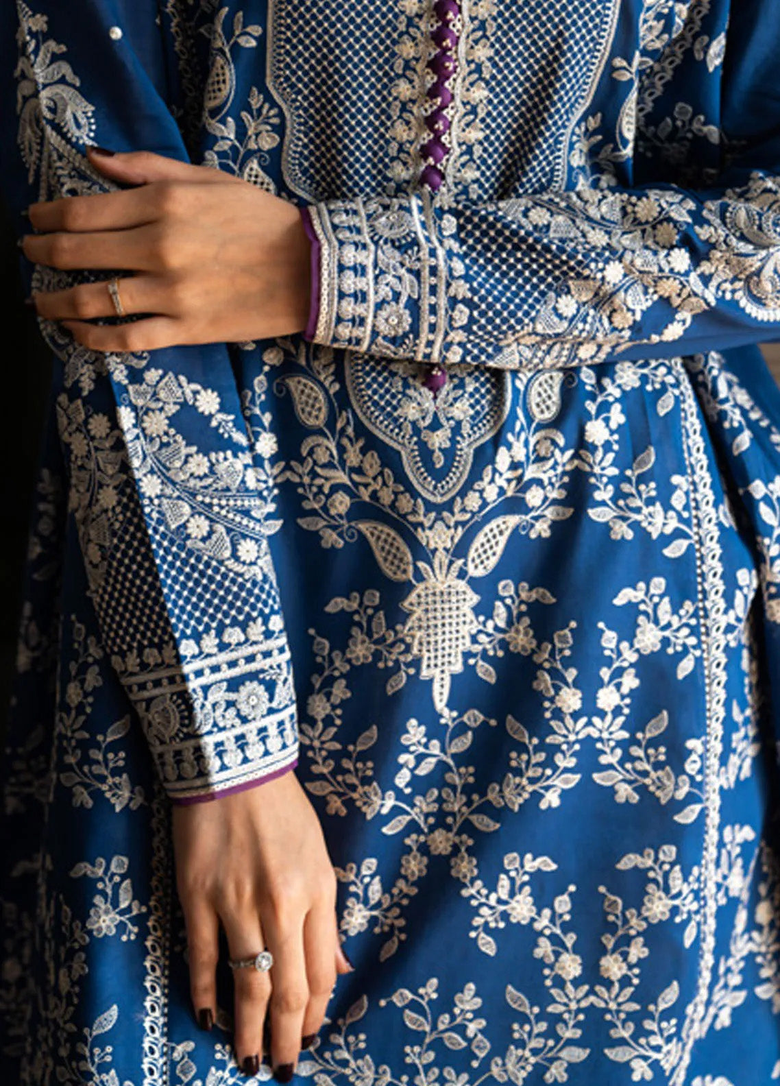 Satori by Zara Shahjahan Embroidered Lawn Suits Unstitched 3 Piece - ZS25LL 8B MEI Satori by Zara Shahjahan Embroidered Lawn Suits Unstitched 3 Piece - ZS25LL 8B MEI