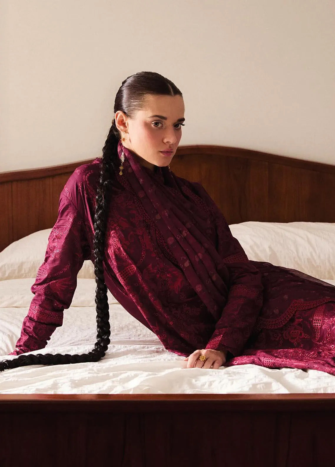 Satori by Zara Shahjahan Embroidered Lawn Suits Unstitched 3 Piece - ZS25LL 9A SEI Satori by Zara Shahjahan Embroidered Lawn Suits Unstitched 3 Piece - ZS25LL 9A SEI