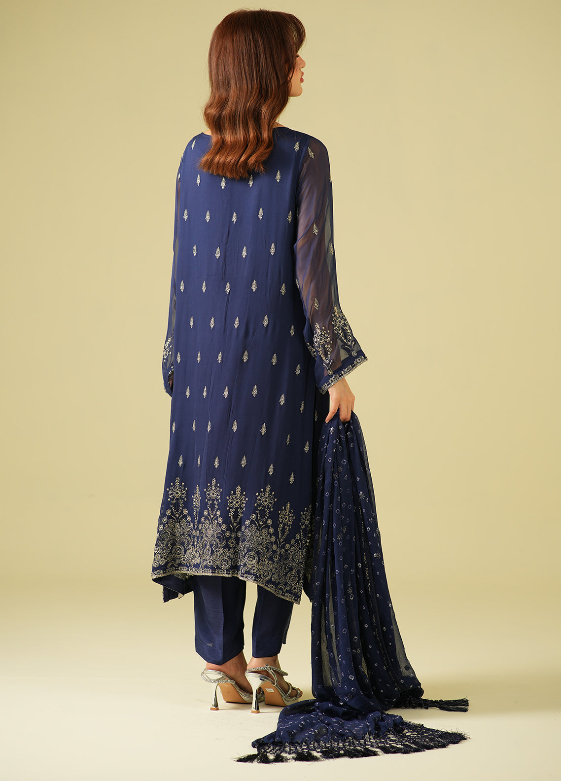 Satrang By Zouj Chunri Embroidered Chiffon 3 Piece Unstitched Suit ZJ26CEC D-01 Satrang By Zouj Chunri Embroidered Chiffon 3 Piece Unstitched Suit ZJ26CEC D-01