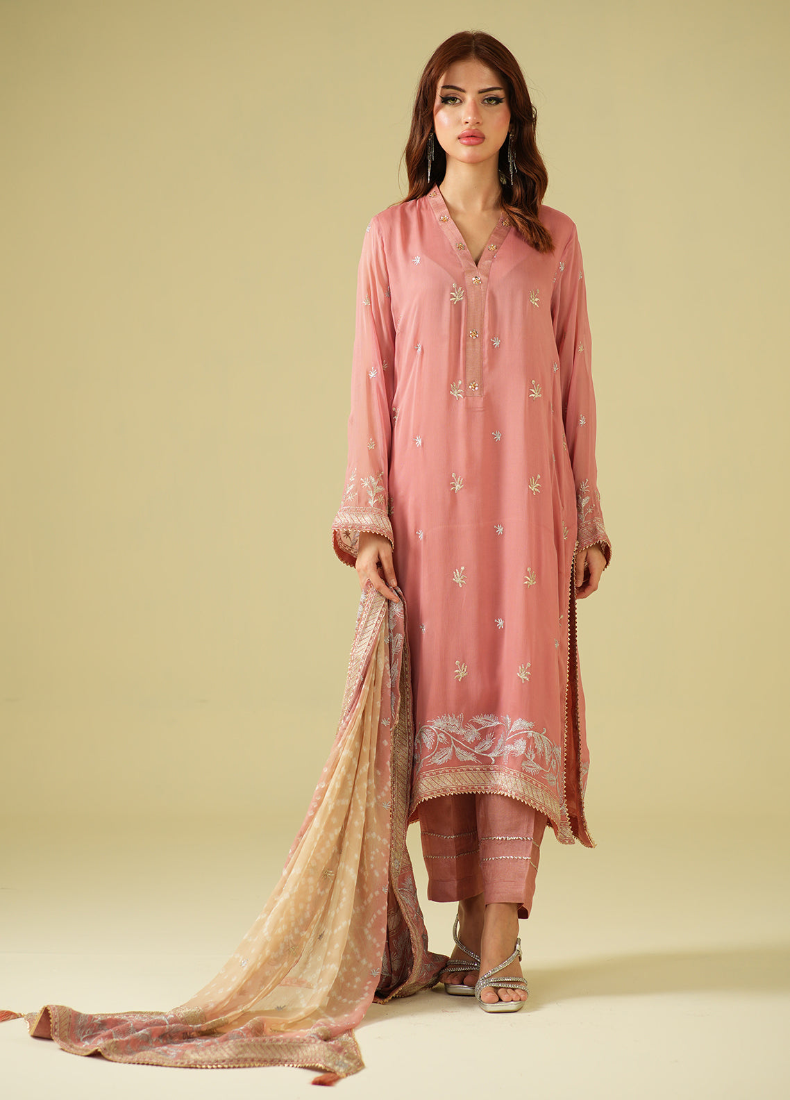 Satrang By Zouj Chunri Embroidered Chiffon 3 Piece Unstitched Suit ZJ26CEC D-02 Satrang By Zouj Chunri Embroidered Chiffon 3 Piece Unstitched Suit ZJ26CEC D-02