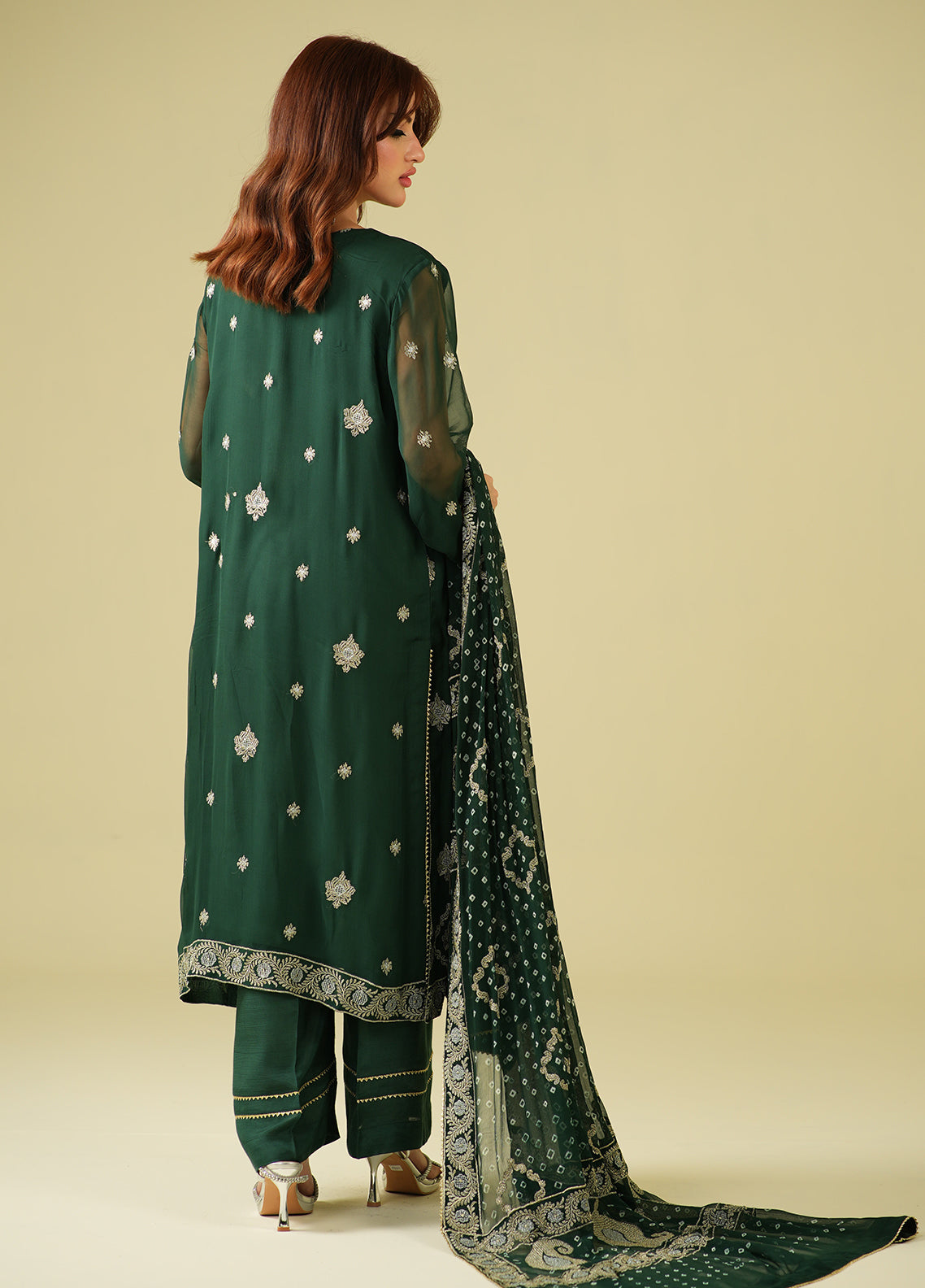 Satrang By Zouj Chunri Embroidered Chiffon 3 Piece Unstitched Suit ZJ26CEC D-03 Satrang By Zouj Chunri Embroidered Chiffon 3 Piece Unstitched Suit ZJ26CEC D-03