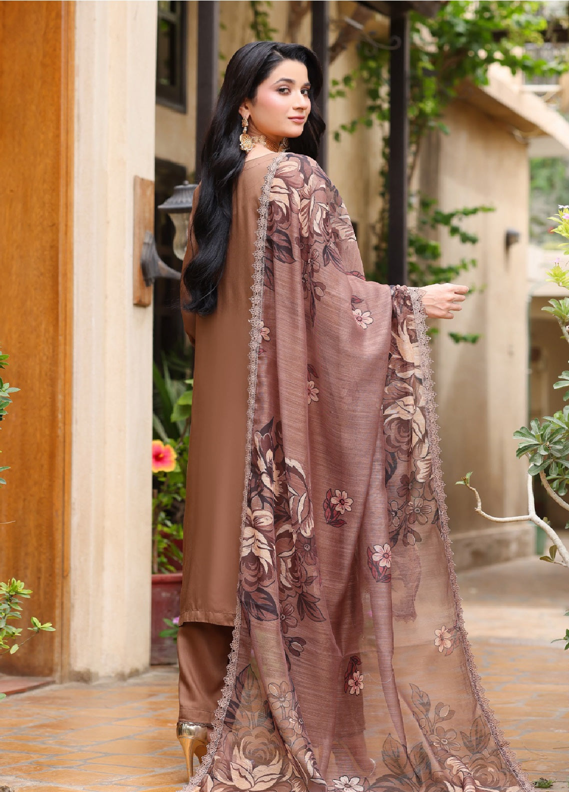 Schick Embroidered Viscose 3 Piece Unstitched Suit SDH26EV D-03 Schick Embroidered Viscose 3 Piece Unstitched Suit SDH26EV D-03