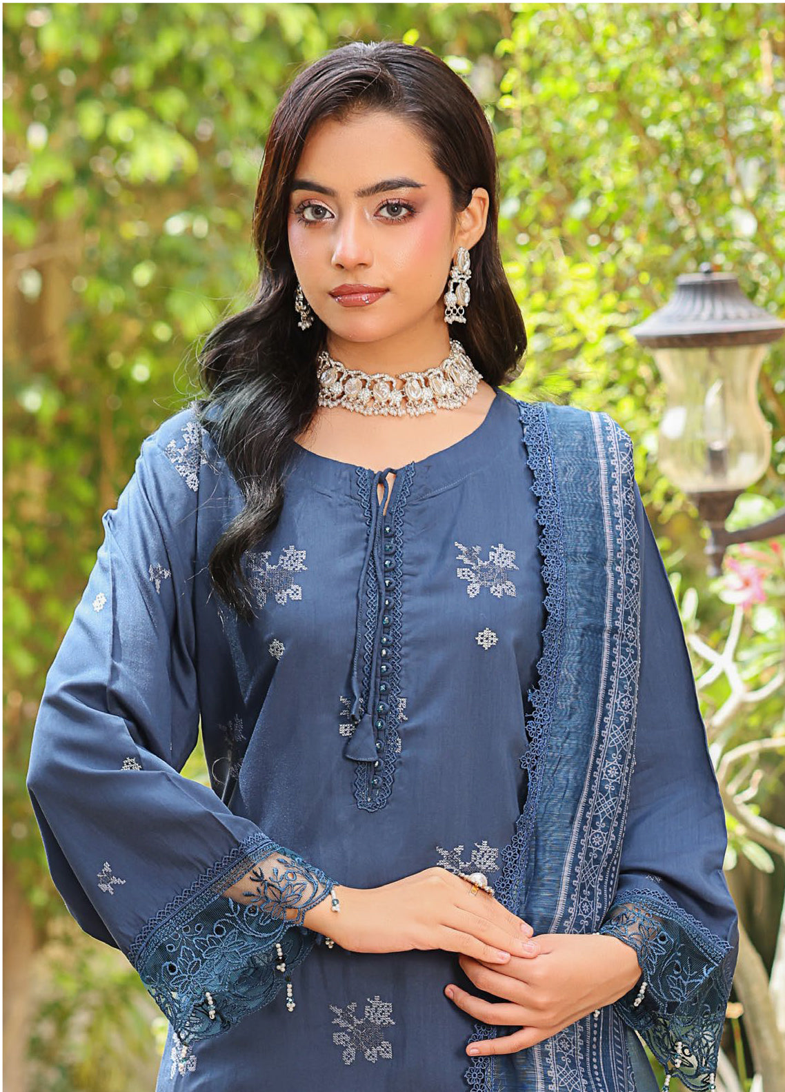 Schick Embroidered Viscose 3 Piece Unstitched Suit SDH26EV D-04 Schick Embroidered Viscose 3 Piece Unstitched Suit SDH26EV D-04