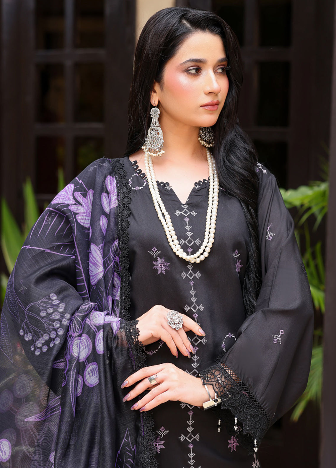 Schick Embroidered Viscose 3 Piece Unstitched Suit SDH26EV D-05 Schick Embroidered Viscose 3 Piece Unstitched Suit SDH26EV D-05