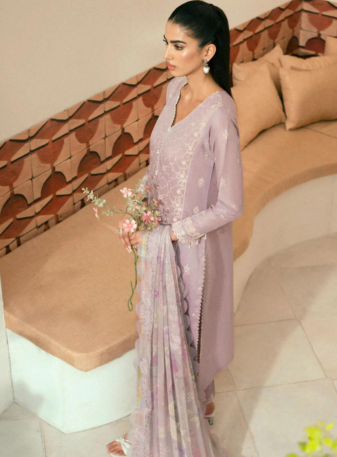 Seran Embroidered Lawn Suit Unstitched 3 Piece - SRN24FE 04 CYPRUS Seran Embroidered Lawn Suit Unstitched 3 Piece - SRN24FE 04 CYPRUS