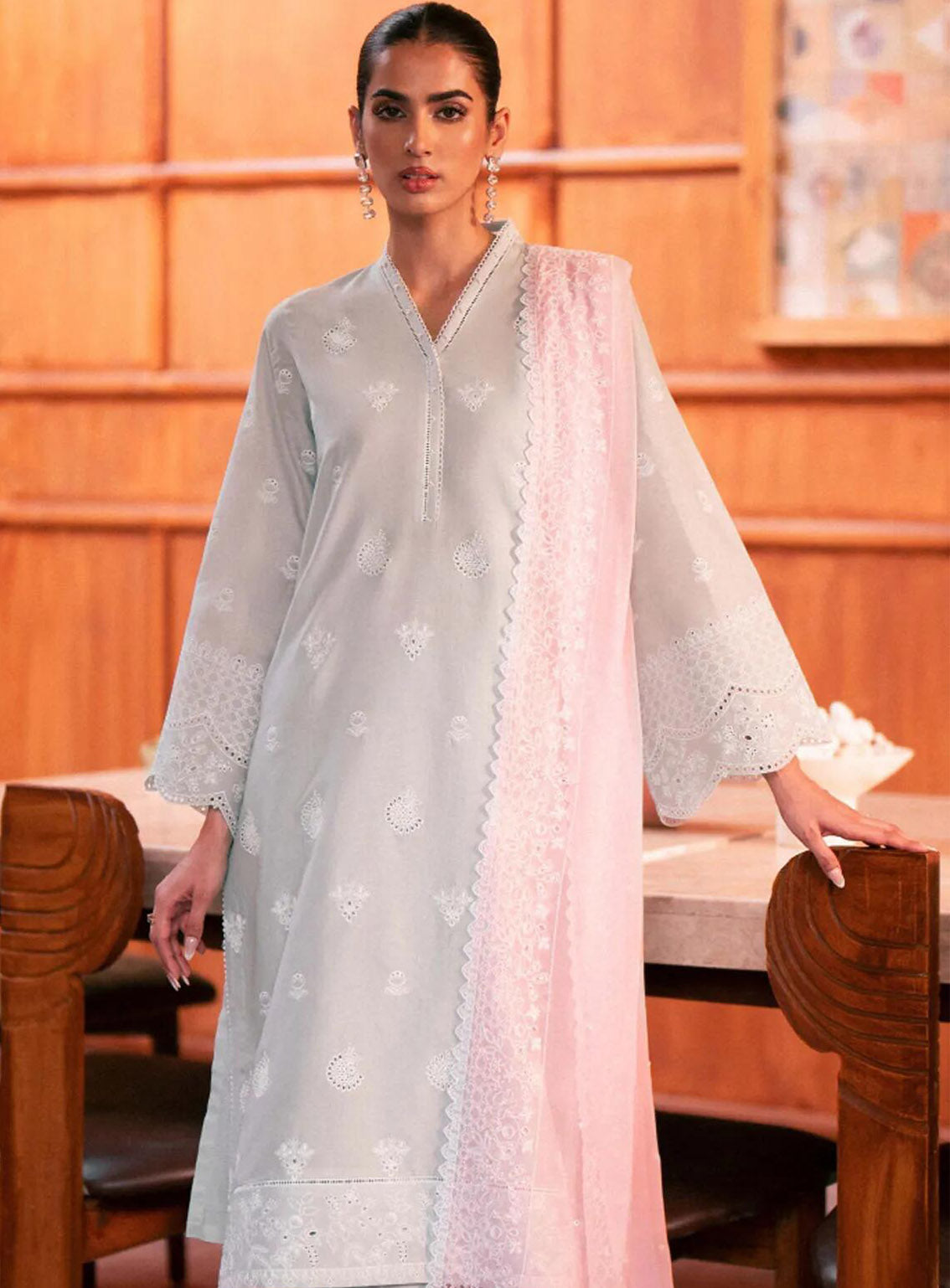 Seran Embroidered Lawn Suit Unstitched 3 Piece - SRN24FE 09 LUISA Seran Embroidered Lawn Suit Unstitched 3 Piece - SRN24FE 09 LUISA