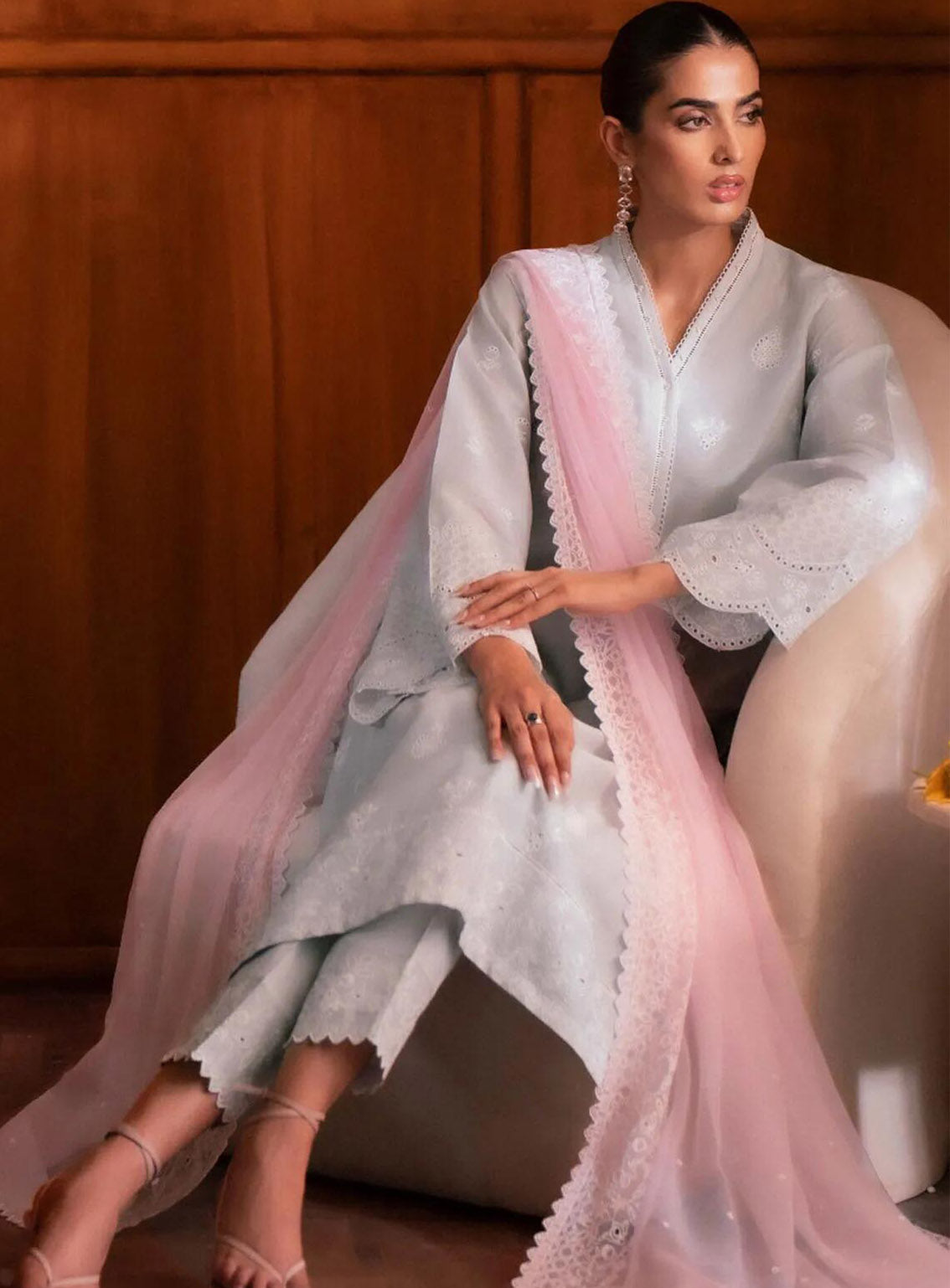 Seran Embroidered Lawn Suit Unstitched 3 Piece - SRN24FE 09 LUISA Seran Embroidered Lawn Suit Unstitched 3 Piece - SRN24FE 09 LUISA