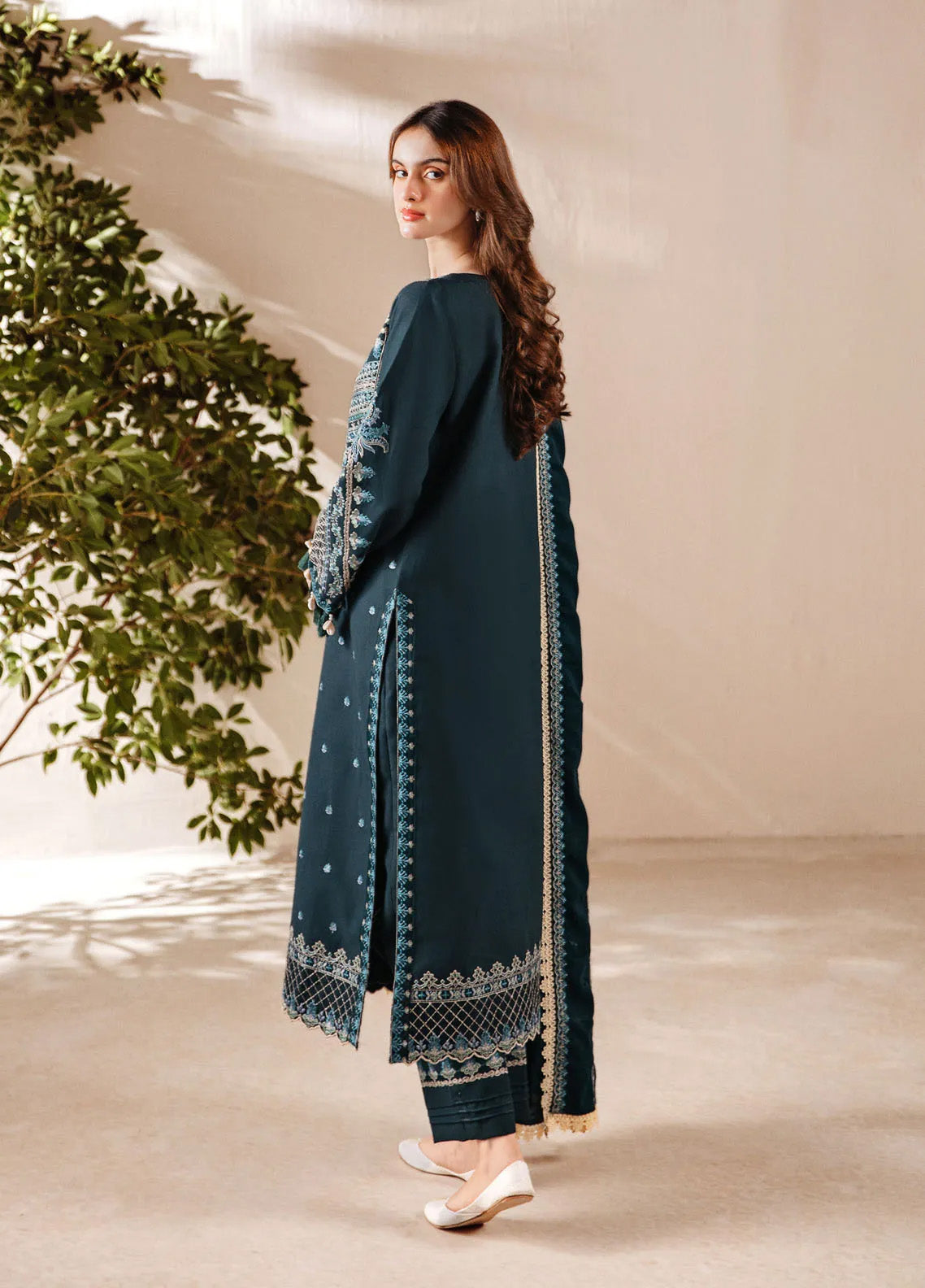 Shades Of Winter By Florent Embroidered Marina Suits Unstitched 3 Piece - FL24SW FL-3A Shades Of Winter By Florent Embroidered Marina Suits Unstitched 3 Piece - FL24SW FL-3A