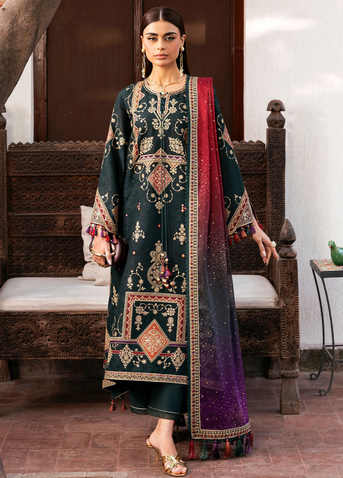 Shahkaar By Jazmin Embroidered Lawn 3 Piece Unstitched Suit JZ26SLEL D-SL-03 Shahkaar By Jazmin Embroidered Lawn 3 Piece Unstitched Suit JZ26SLEL D-SL-03