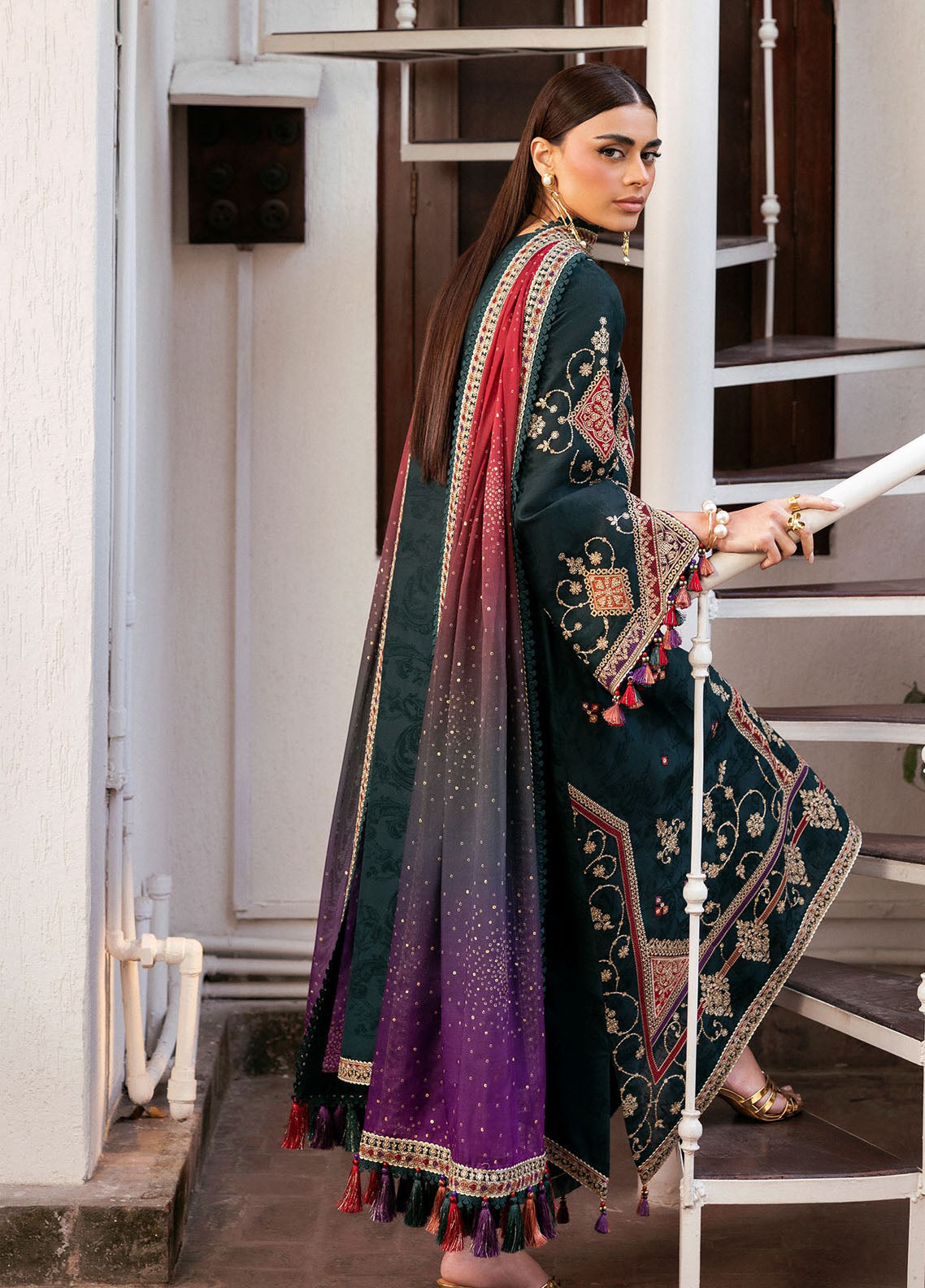 Shahkaar By Jazmin Embroidered Lawn 3 Piece Unstitched Suit JZ26SLEL D-SL-03 Shahkaar By Jazmin Embroidered Lawn 3 Piece Unstitched Suit JZ26SLEL D-SL-03