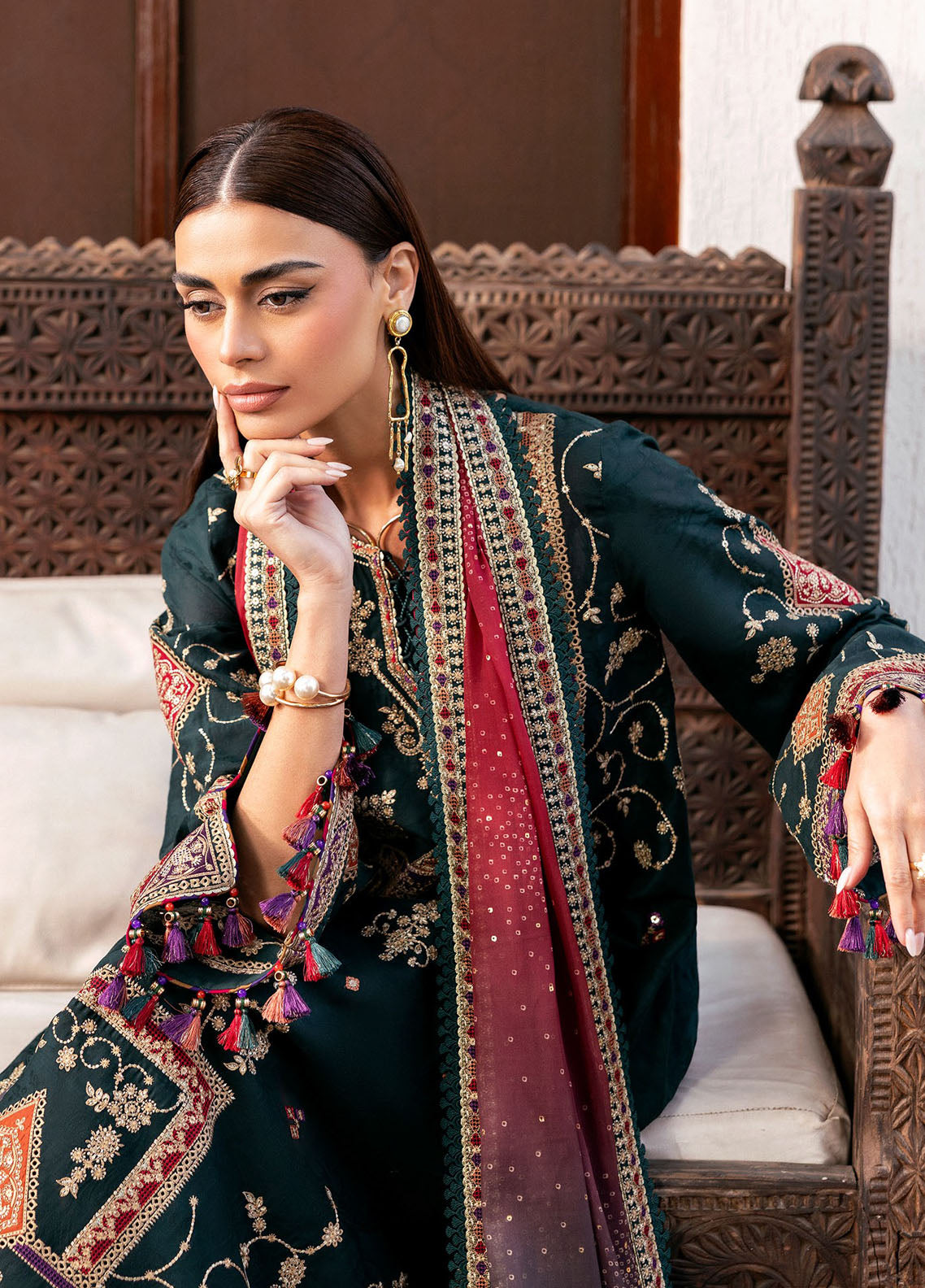 Shahkaar By Jazmin Embroidered Lawn 3 Piece Unstitched Suit JZ26SLEL D-SL-03 Shahkaar By Jazmin Embroidered Lawn 3 Piece Unstitched Suit JZ26SLEL D-SL-03