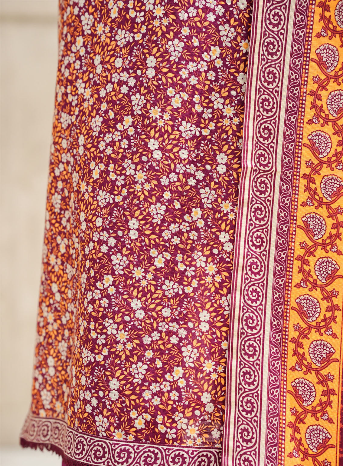 Shahkar By VS Textile Printed Khaddar Suits Unstitched 3 Piece - VS25PK2 5533 Shahkar By VS Textile Printed Khaddar Suits Unstitched 3 Piece - VS25PK2 5533