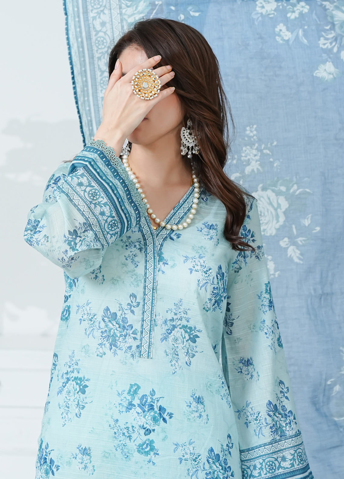 Shahkar By VS Textile Printed Bana Dora Lawn 3 Piece Unstitched Suit VS26SBDLV2 D-830 Shahkar By VS Textile Printed Bana Dora Lawn 3 Piece Unstitched Suit VS26SBDLV2 D-830