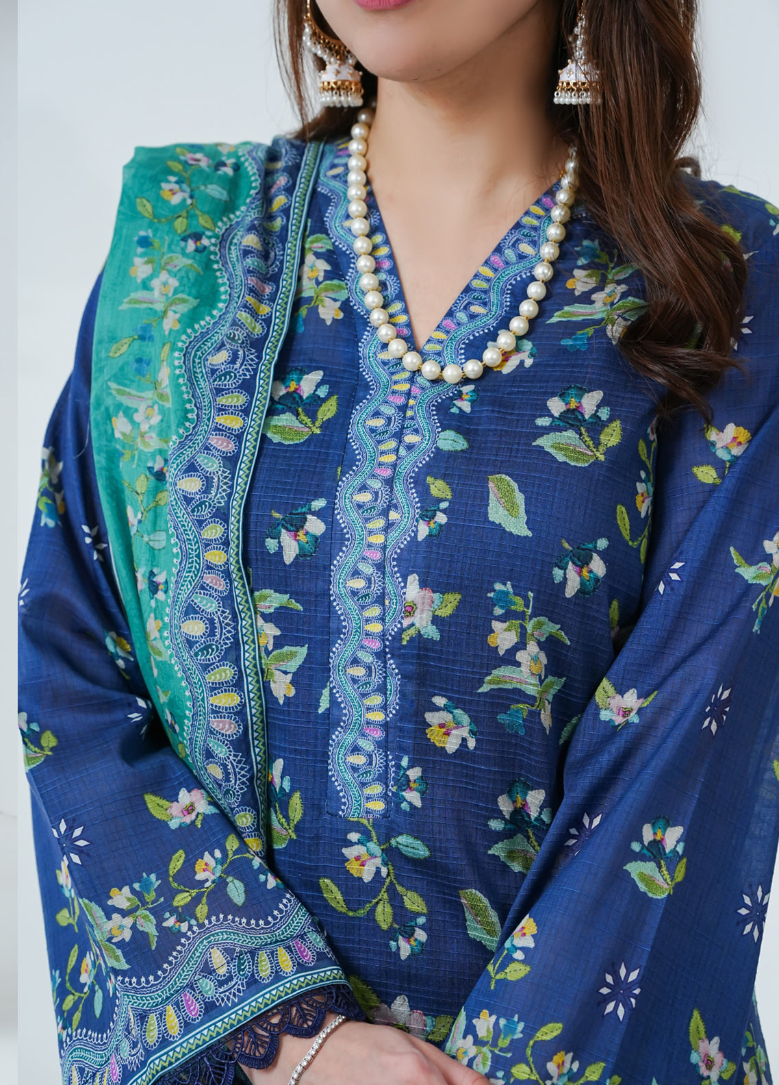 Shahkar By VS Textile Printed Bana Dora Lawn 3 Piece Unstitched Suit VS26SBDLV2 D-832 Shahkar By VS Textile Printed Bana Dora Lawn 3 Piece Unstitched Suit VS26SBDLV2 D-832