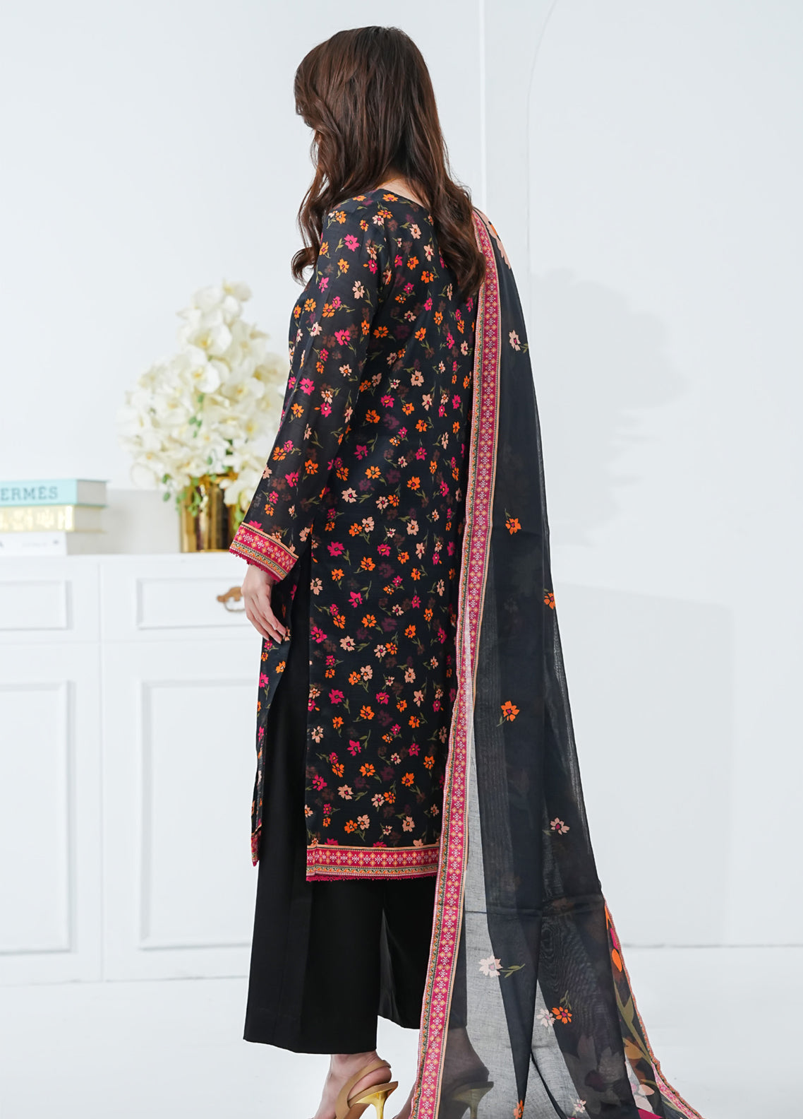 Shahkar By VS Textile Printed Bana Dora Lawn 3 Piece Unstitched Suit VS26SBDLV2 D-836 Shahkar By VS Textile Printed Bana Dora Lawn 3 Piece Unstitched Suit VS26SBDLV2 D-836