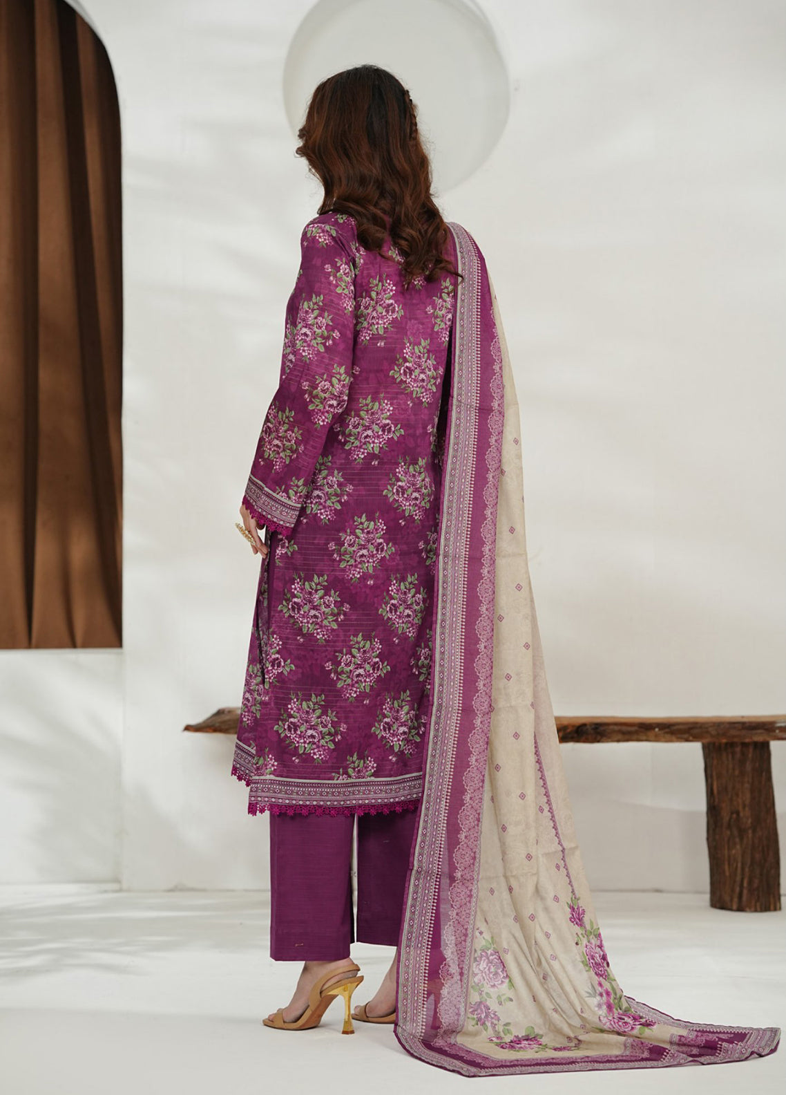 Shahkar By VS Textile Printed Slub Lawn 3 Piece Unstitched Suit VS26SPSLV1 D-819 Shahkar By VS Textile Printed Slub Lawn 3 Piece Unstitched Suit VS26SPSLV1 D-819