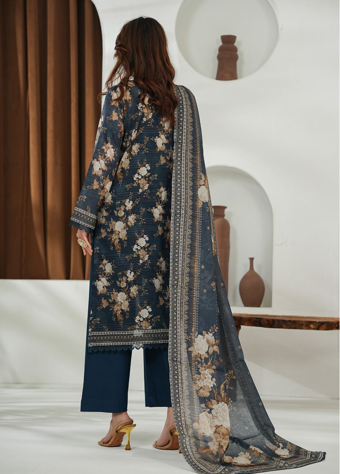 Shahkar By VS Textile Printed Slub Lawn 3 Piece Unstitched Suit VS26SPSLV1 D-820 Shahkar By VS Textile Printed Slub Lawn 3 Piece Unstitched Suit VS26SPSLV1 D-820