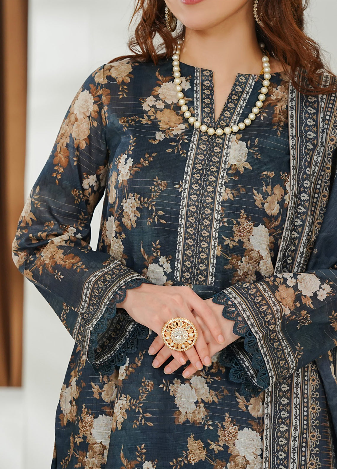 Shahkar By VS Textile Printed Slub Lawn 3 Piece Unstitched Suit VS26SPSLV1 D-820 Shahkar By VS Textile Printed Slub Lawn 3 Piece Unstitched Suit VS26SPSLV1 D-820