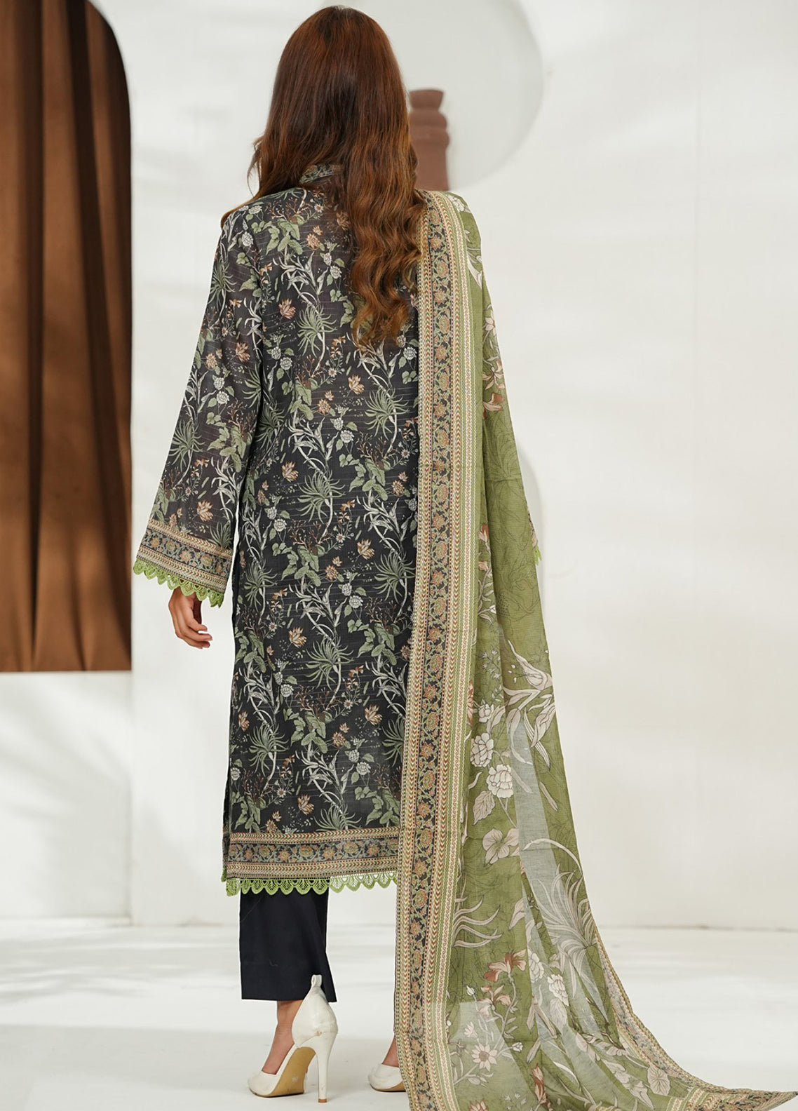 Shahkar By VS Textile Printed Slub Lawn 3 Piece Unstitched Suit VS26SPSLV1 D-824 Shahkar By VS Textile Printed Slub Lawn 3 Piece Unstitched Suit VS26SPSLV1 D-824