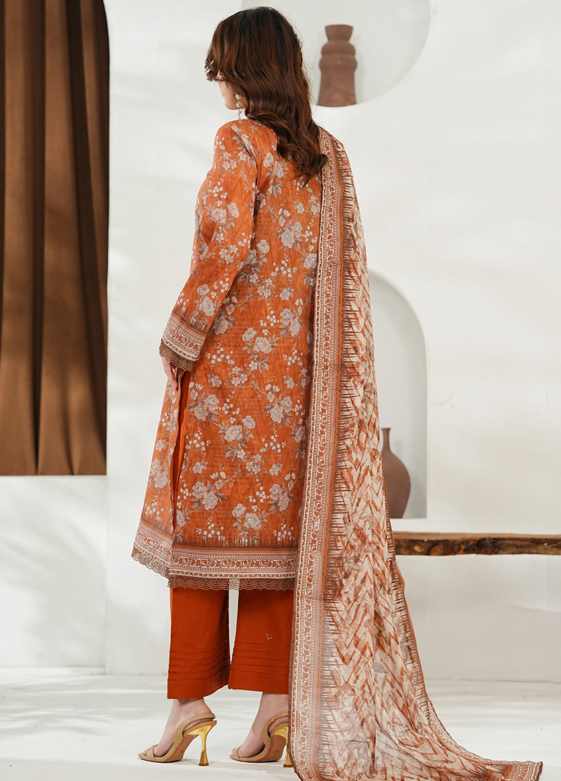 Shahkar By VS Textile Printed Slub Lawn 3 Piece Unstitched Suit VS26SPSLV1 D-825 Shahkar By VS Textile Printed Slub Lawn 3 Piece Unstitched Suit VS26SPSLV1 D-825
