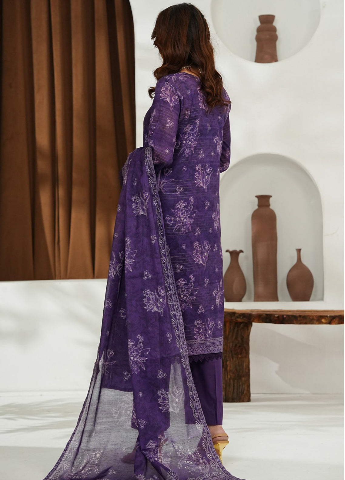 Shahkar By VS Textile Printed Slub Lawn 3 Piece Unstitched Suit VS26SPSLV1 D-826 Shahkar By VS Textile Printed Slub Lawn 3 Piece Unstitched Suit VS26SPSLV1 D-826
