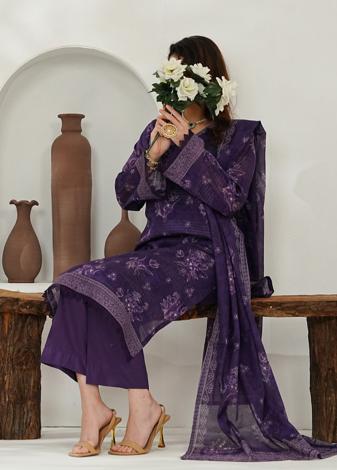 Shahkar By VS Textile Printed Slub Lawn 3 Piece Unstitched Suit VS26SPSLV1 D-826 Shahkar By VS Textile Printed Slub Lawn 3 Piece Unstitched Suit VS26SPSLV1 D-826