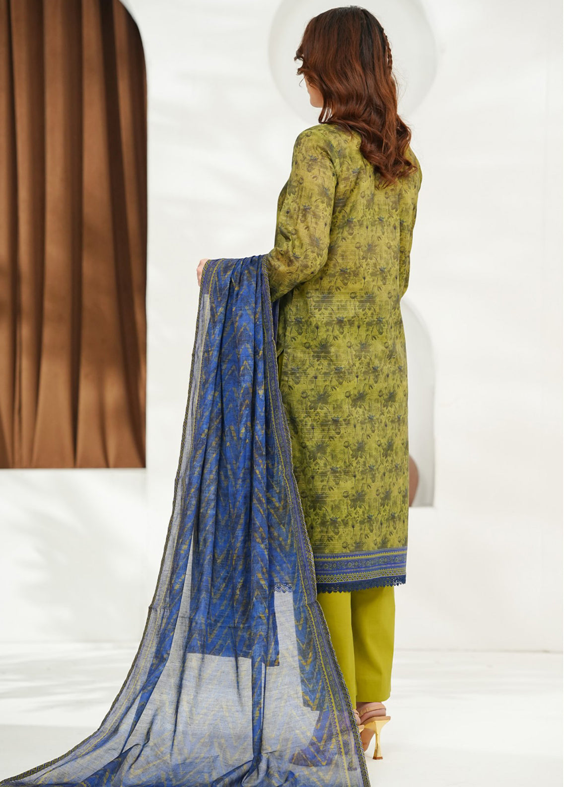 Shahkar By VS Textile Printed Slub Lawn 3 Piece Unstitched Suit VS26SPSLV1 D-827 Shahkar By VS Textile Printed Slub Lawn 3 Piece Unstitched Suit VS26SPSLV1 D-827