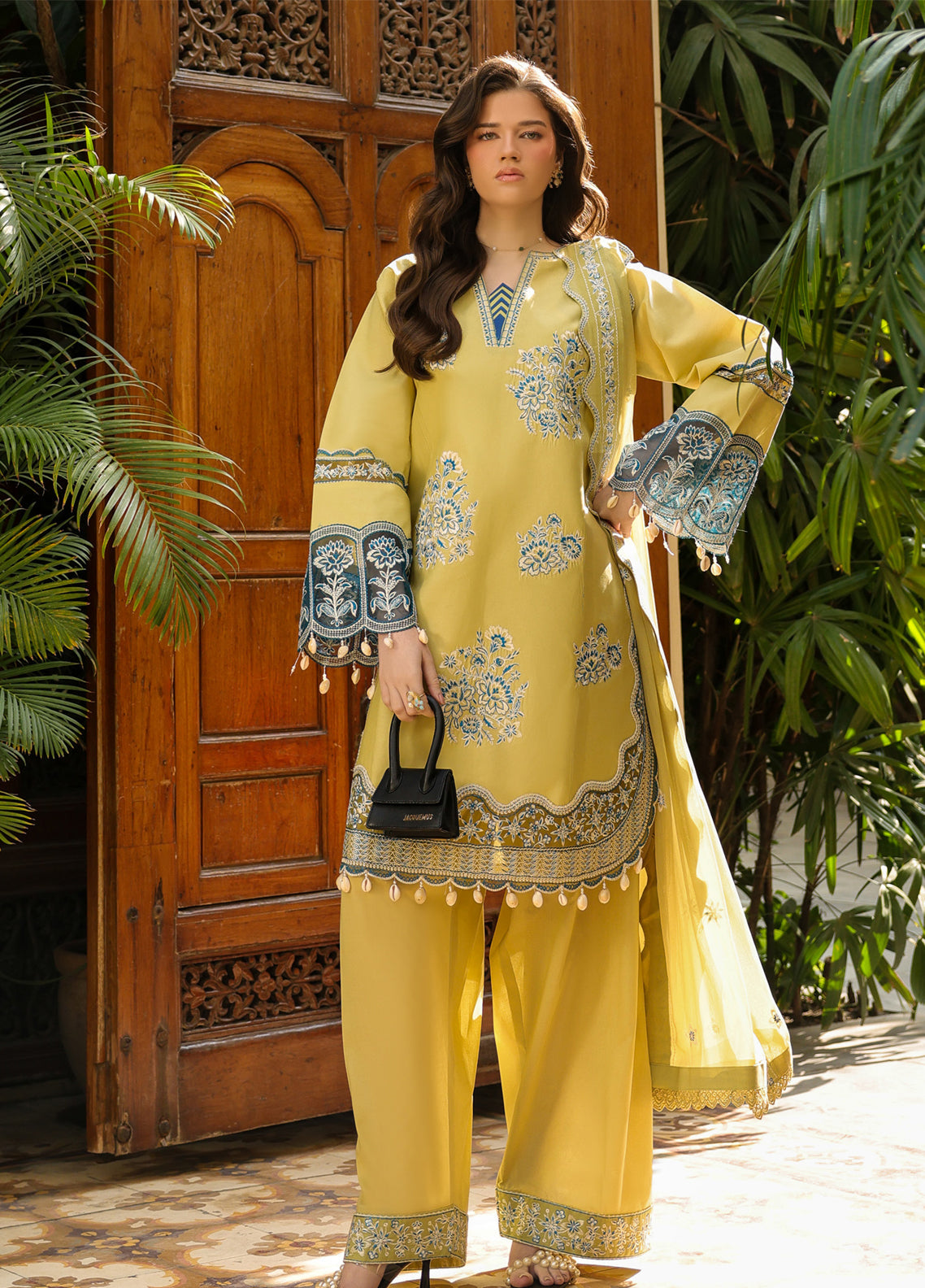Shanaya By Mahnur Luxury Embroidered Lawn 3 Piece Unstitched Suit MN26SV2 D-SH-01 Shanaya By Mahnur Luxury Embroidered Lawn 3 Piece Unstitched Suit MN26SV2 D-SH-01