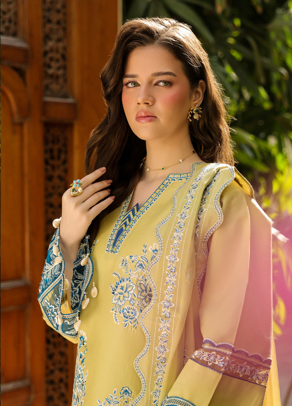 Shanaya By Mahnur Luxury Embroidered Lawn 3 Piece Unstitched Suit MN26SV2 D-SH-01 Shanaya By Mahnur Luxury Embroidered Lawn 3 Piece Unstitched Suit MN26SV2 D-SH-01