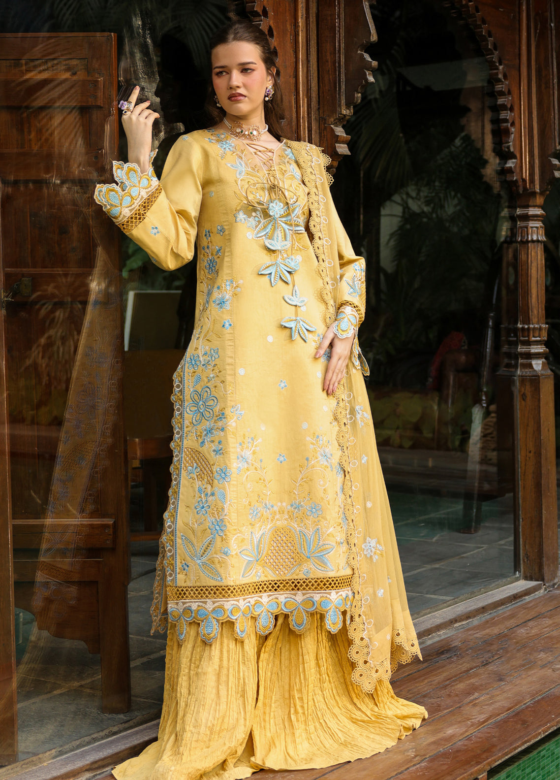 Shanaya By Mahnur Luxury Embroidered Lawn 3 Piece Unstitched Suit MN26SV2 D-SH-04 Shanaya By Mahnur Luxury Embroidered Lawn 3 Piece Unstitched Suit MN26SV2 D-SH-04