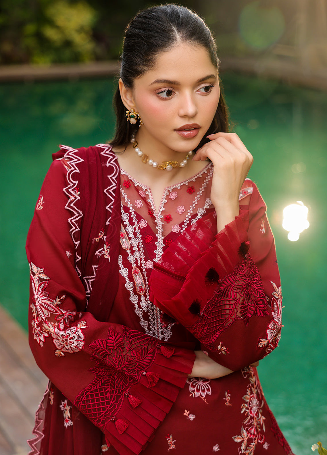 Shanaya By Mahnur Luxury Embroidered Lawn 3 Piece Unstitched Suit MN26SV2 D-SH-05 Shanaya By Mahnur Luxury Embroidered Lawn 3 Piece Unstitched Suit MN26SV2 D-SH-05