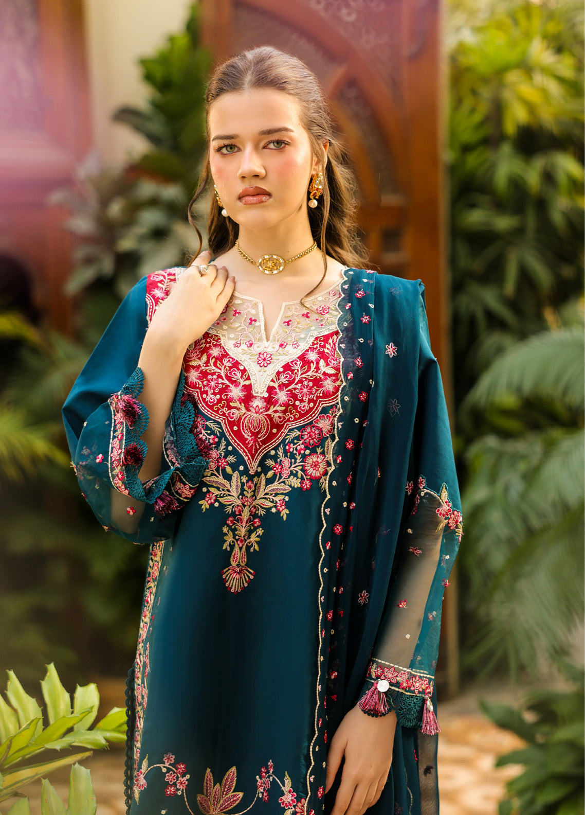 Shanaya By Mahnur Luxury Embroidered Lawn 3 Piece Unstitched Suit MN26SV2 D-SH-08 Shanaya By Mahnur Luxury Embroidered Lawn 3 Piece Unstitched Suit MN26SV2 D-SH-08