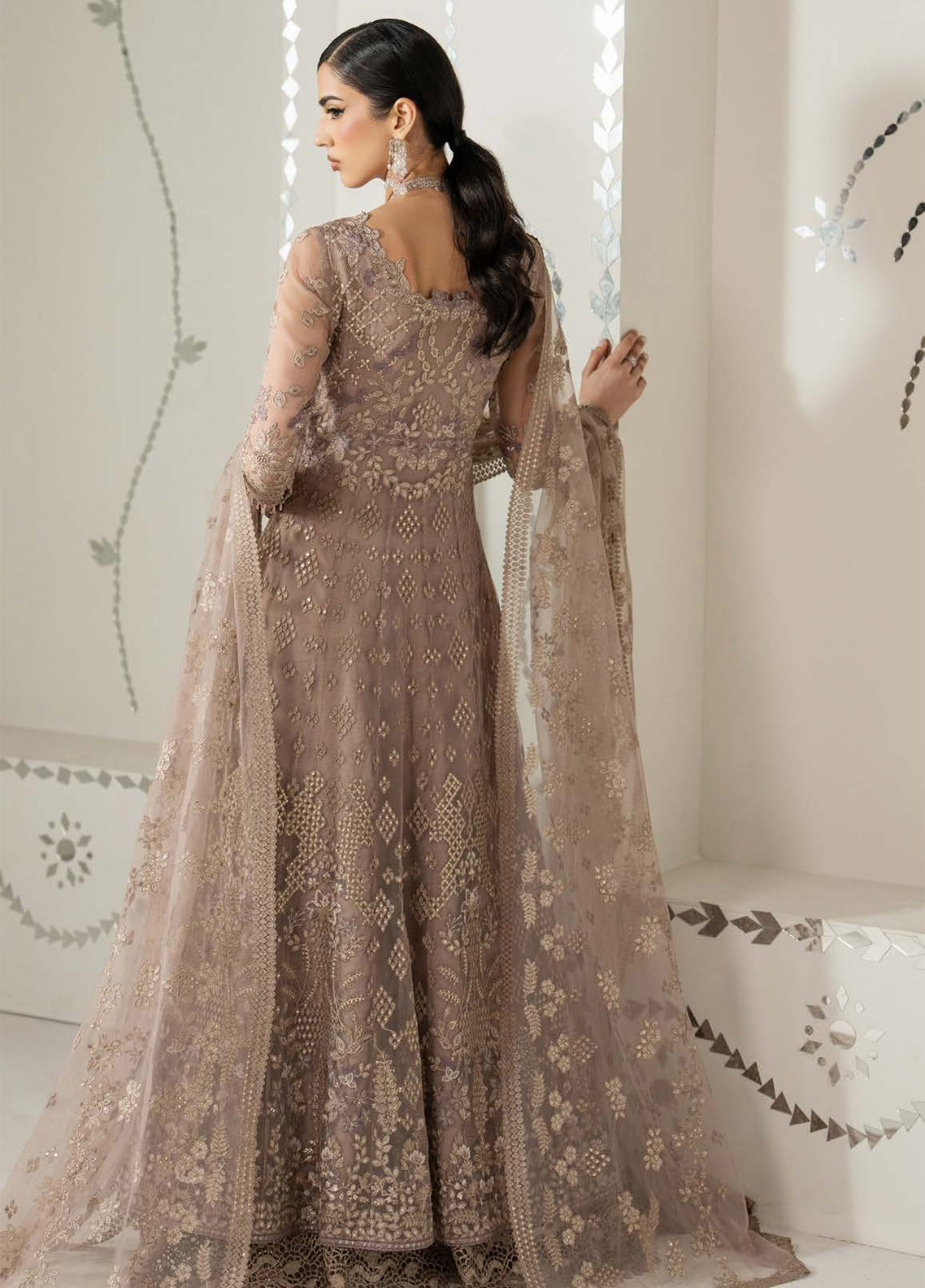 Shehnai By Lavish Premium Formal Embroidered Organza 3 Piece Unstitched Suit LP26SFL D-SH-07 MAHVEEN Shehnai By Lavish Premium Formal Embroidered Organza 3 Piece Unstitched Suit LP26SFL D-SH-07 MAHVEEN