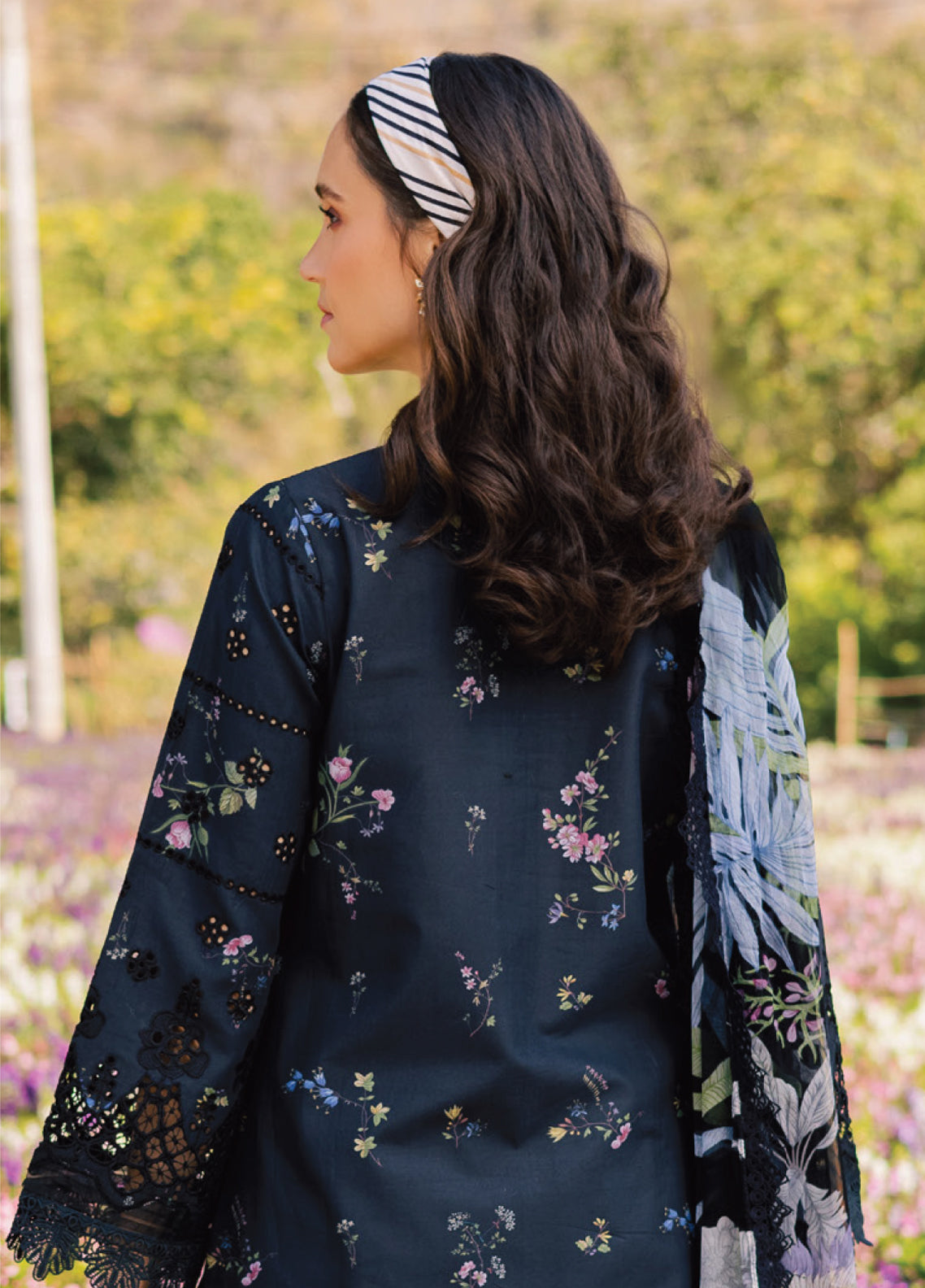 Shezlin By Aabyaan Chikankari Lawn 3 Piece Unstitched Suit ABY26SCEE D-AV-07 LIYANA Shezlin By Aabyaan Chikankari Lawn 3 Piece Unstitched Suit ABY26SCEE D-AV-07 LIYANA