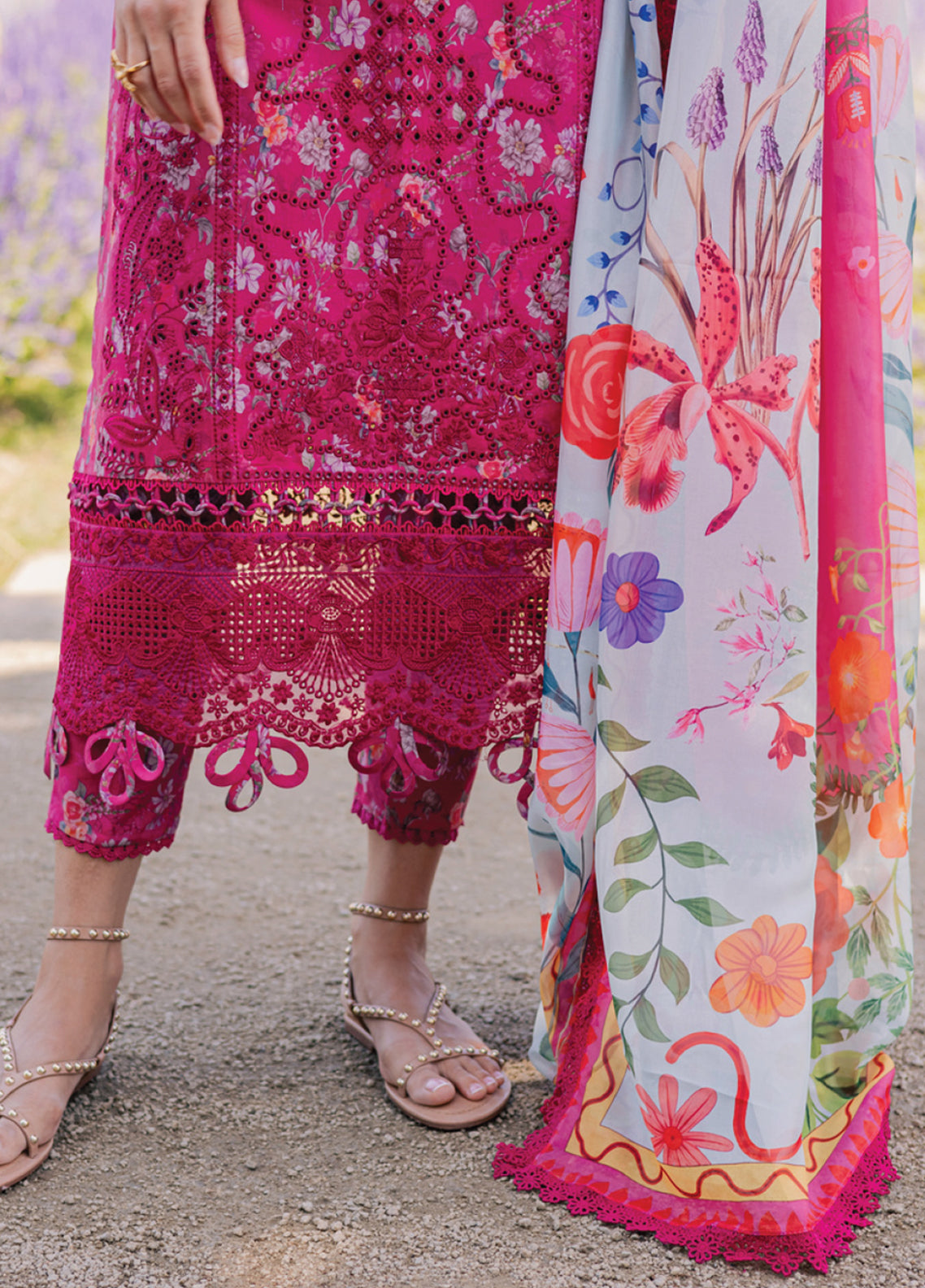 Shezlin By Aabyaan Chikankari Lawn 3 Piece Unstitched Suit ABY26SCEE D-AV-08 FARYAL Shezlin By Aabyaan Chikankari Lawn 3 Piece Unstitched Suit ABY26SCEE D-AV-08 FARYAL