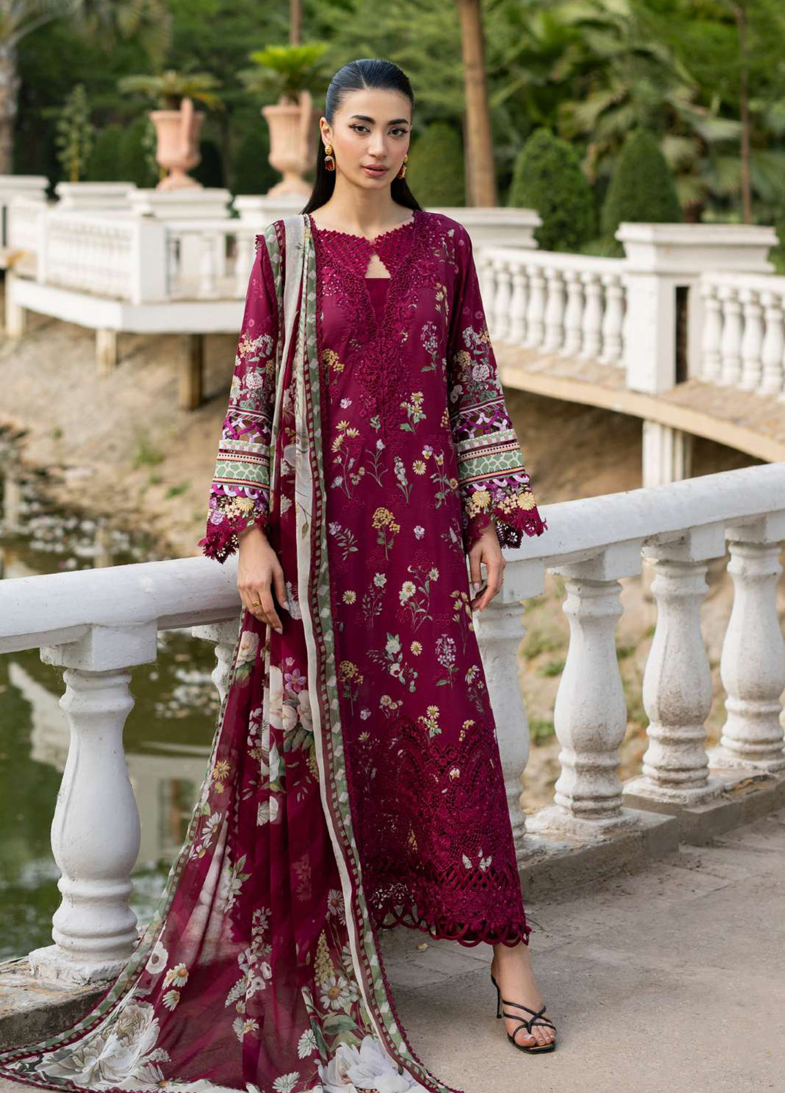 Signature By Elaf Embroidered Lawn 3 Piece Unstitched Suit EF26SElV2 D-2A NORA Signature By Elaf Embroidered Lawn 3 Piece Unstitched Suit EF26SElV2 D-2A NORA