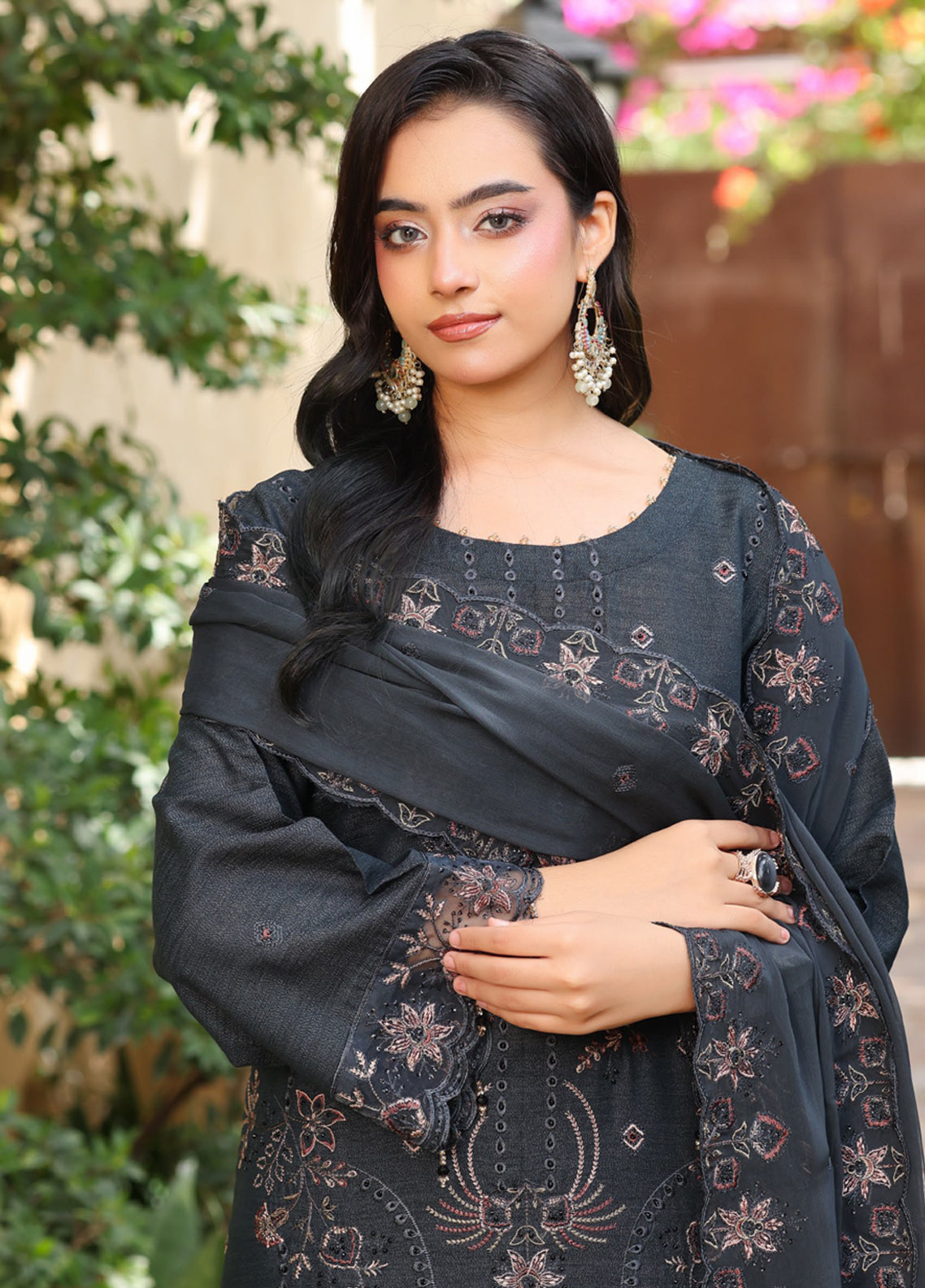 Signature By Schick Embroidered Karandi 3 Piece Unstitched Suit SDH26SK D-03 Signature By Schick Embroidered Karandi 3 Piece Unstitched Suit SDH26SK D-03