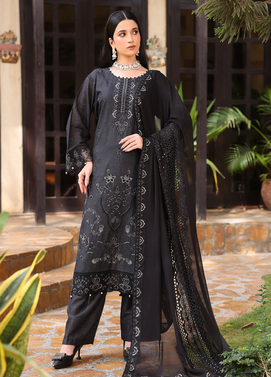 Signature By Schick Embroidered Karandi 3 Piece Unstitched Suit SDH26SK D-04 Signature By Schick Embroidered Karandi 3 Piece Unstitched Suit SDH26SK D-04