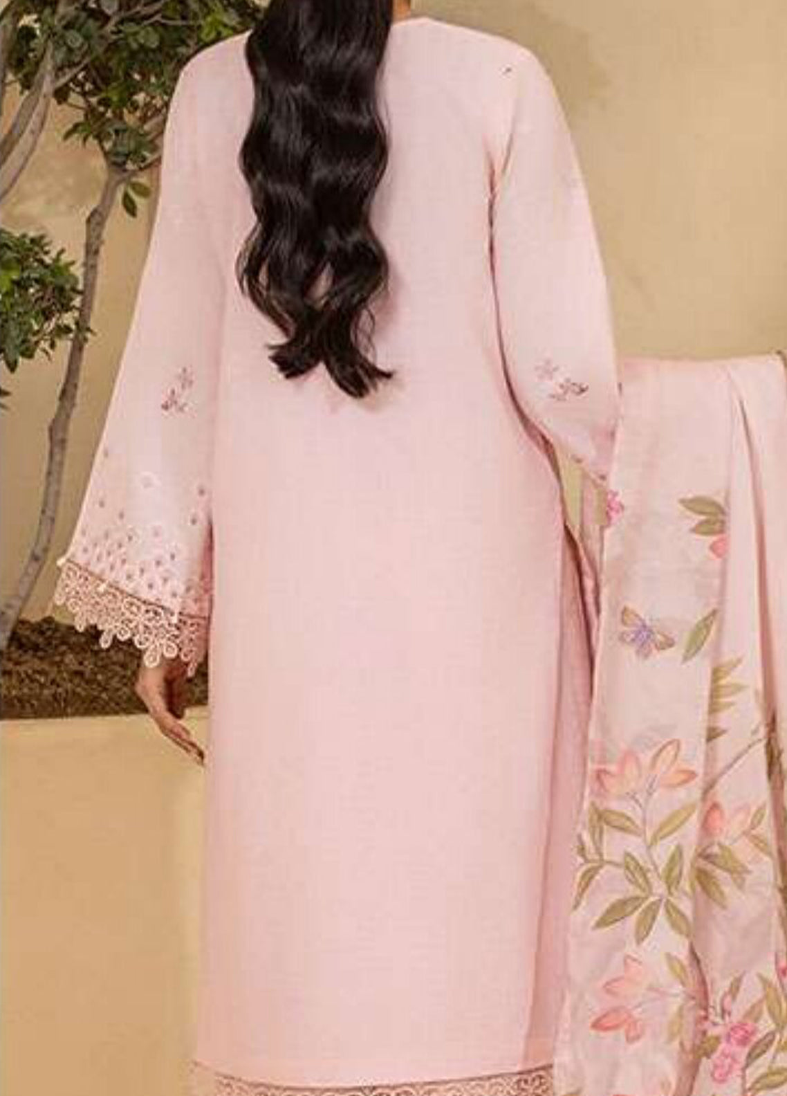 Signature By Zellbury Embroidered Lawn 3 Piece Unstitched Suit WUS26E30458 Signature By Zellbury Embroidered Lawn 3 Piece Unstitched Suit WUS26E30458